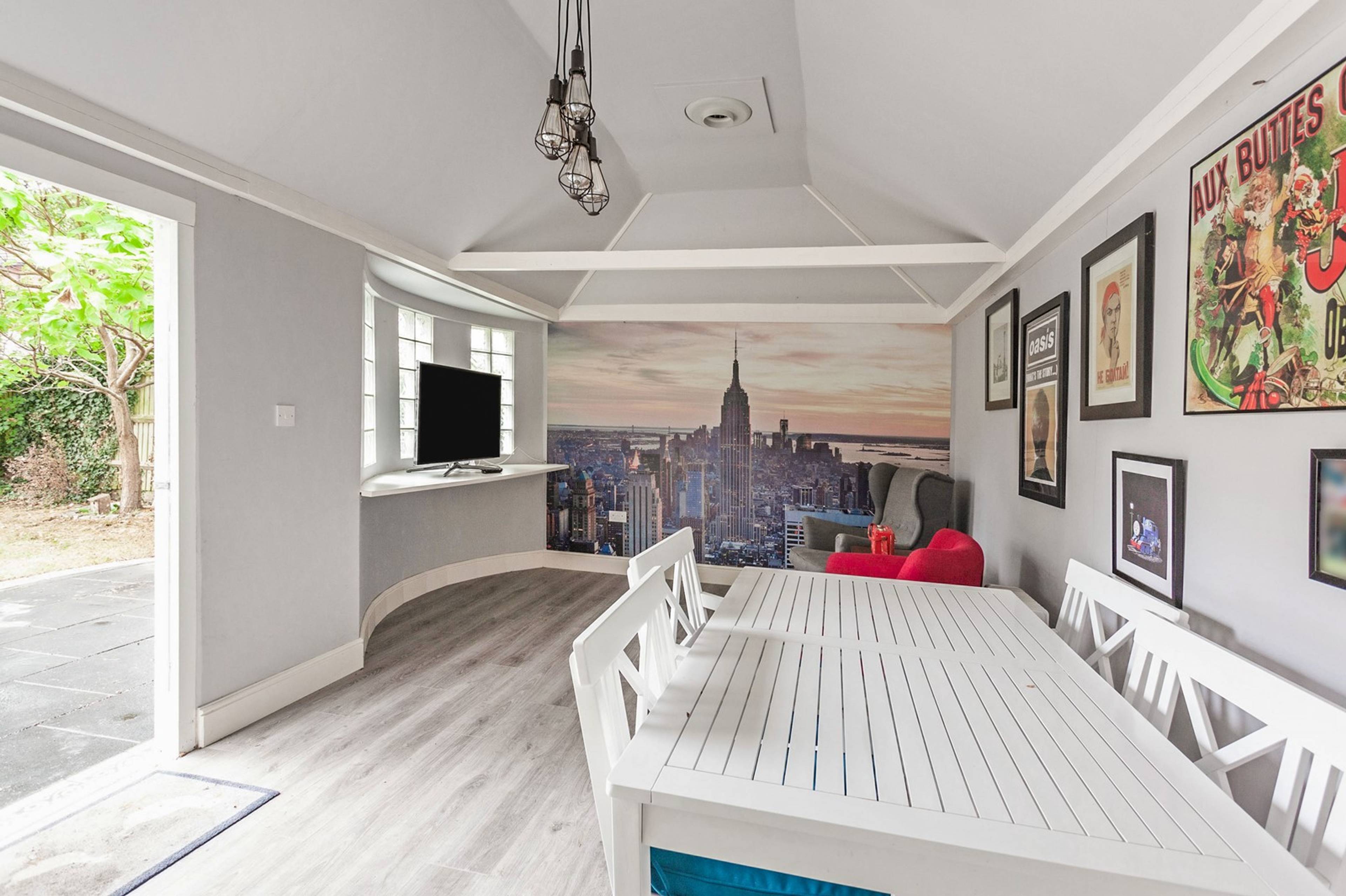 Summer House