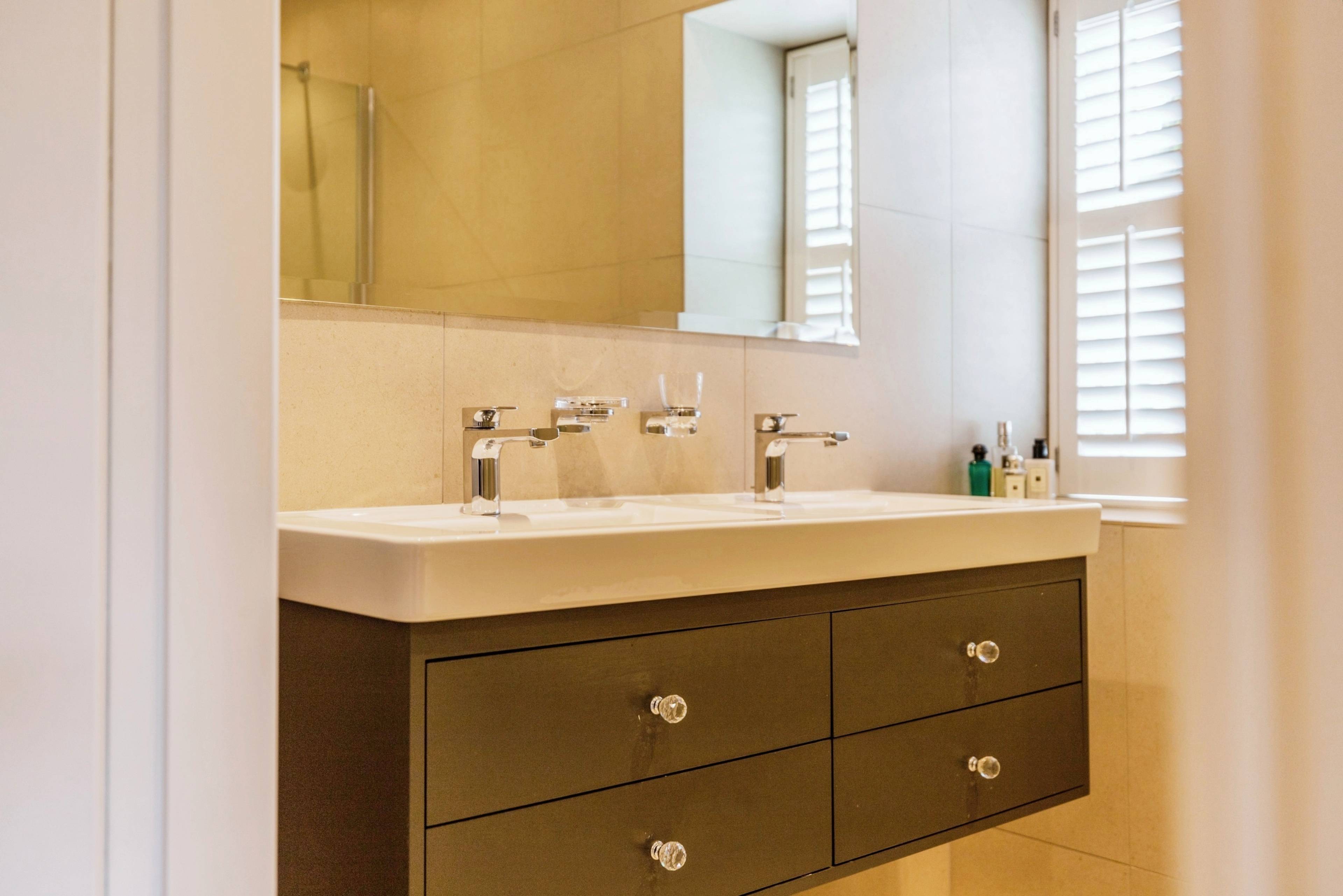 En-suite One