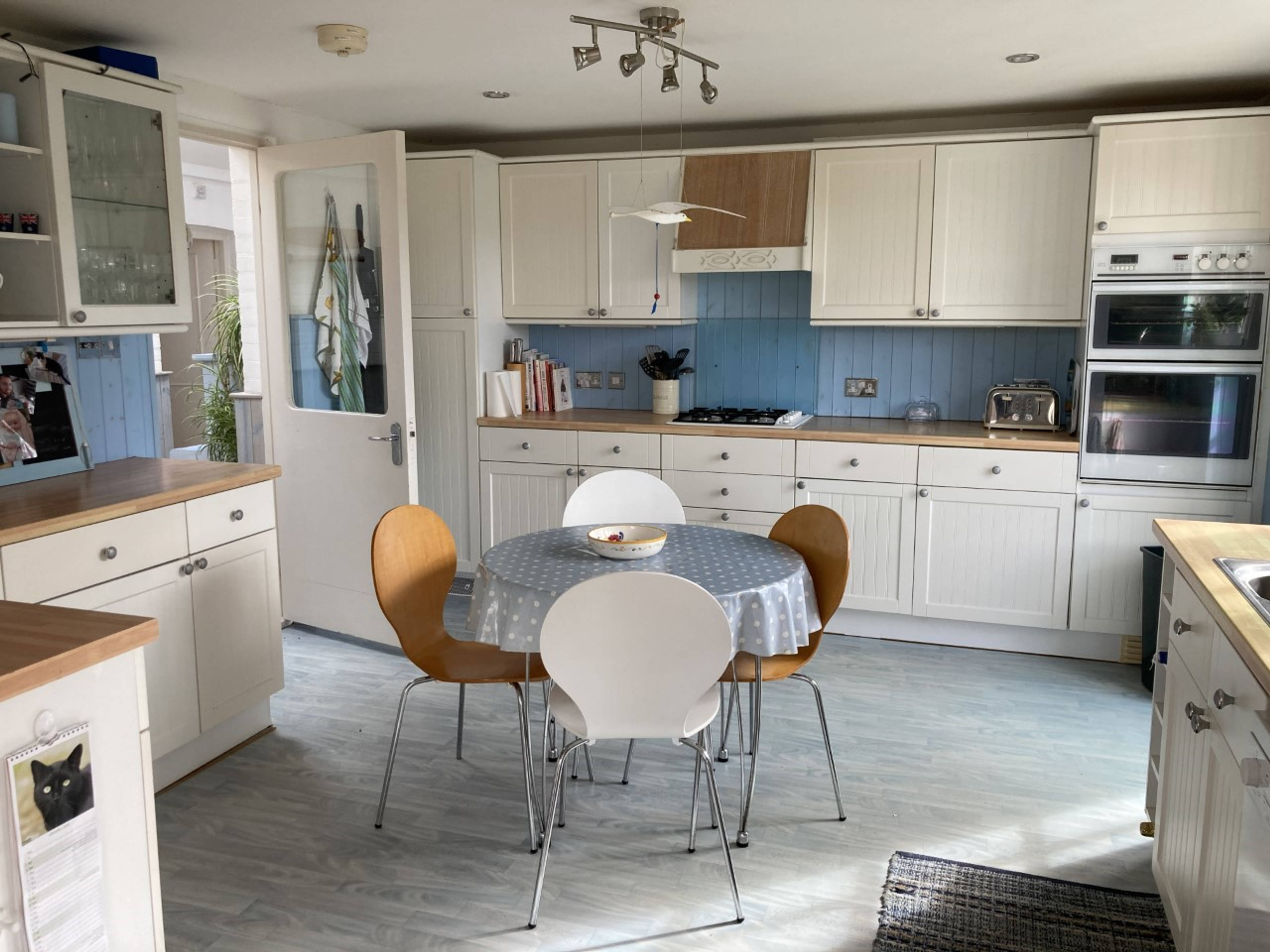 Kitchen/Breakfast