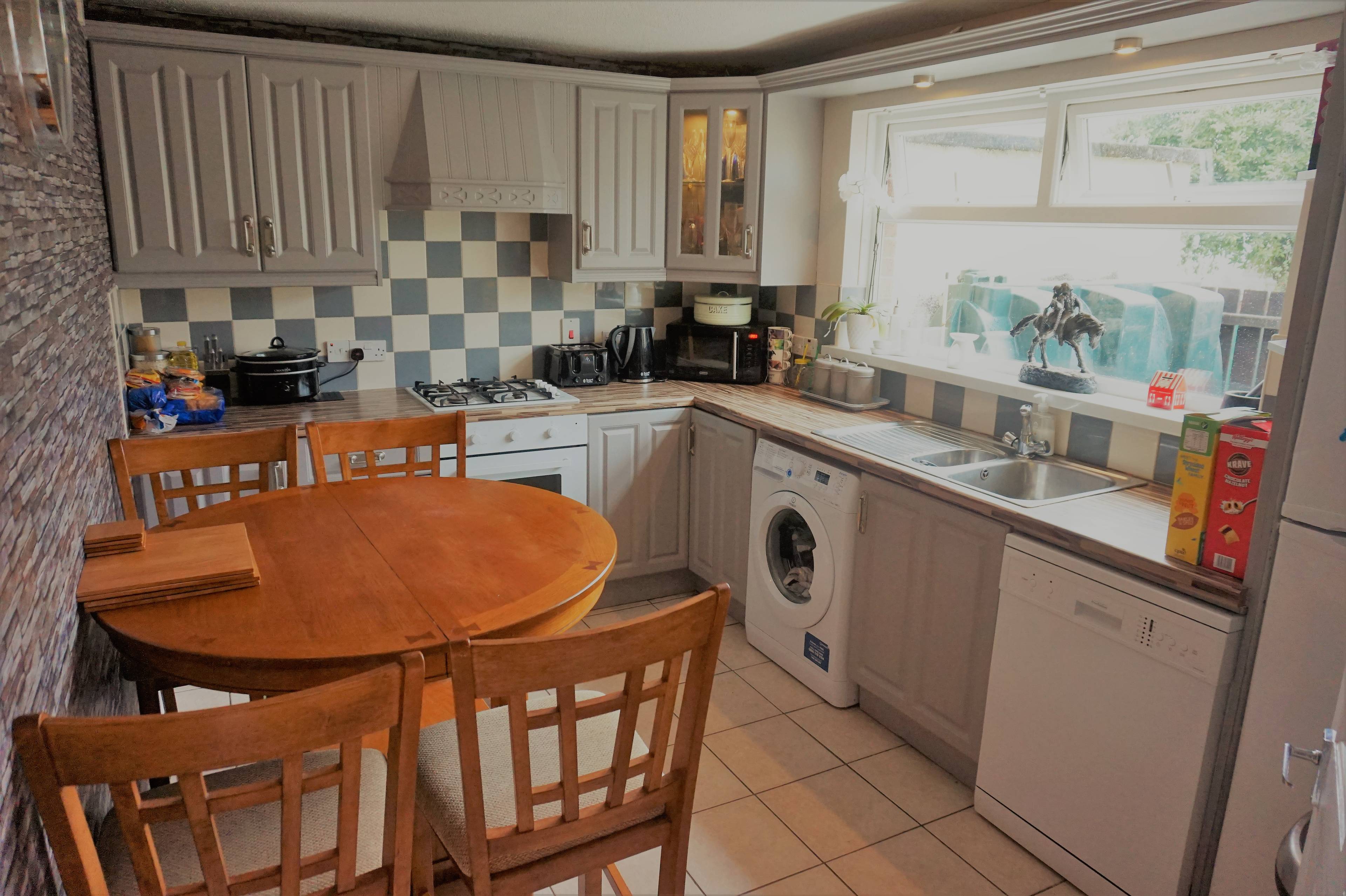 Kitchen/Breakfast