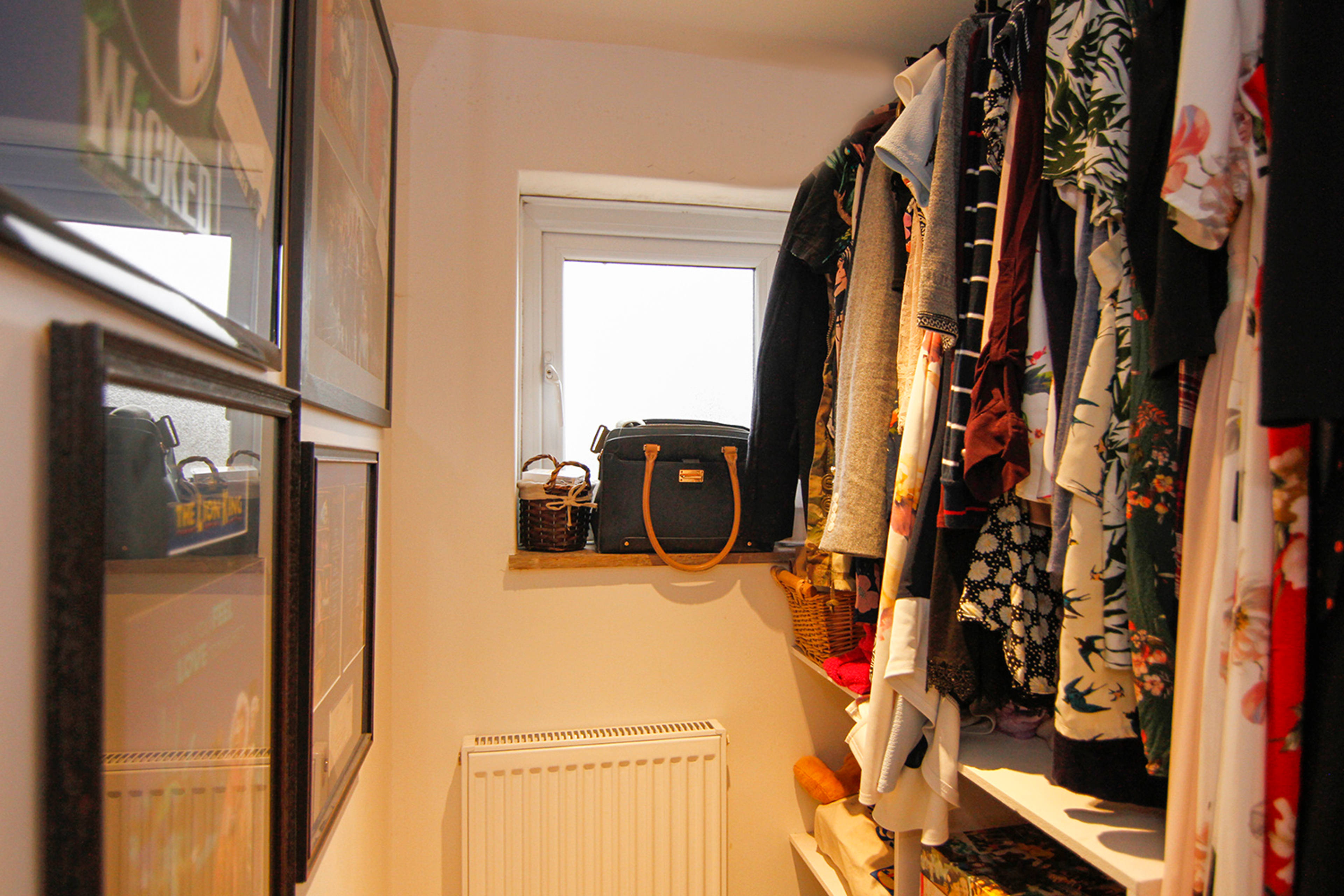 Walk-in Wardrobe