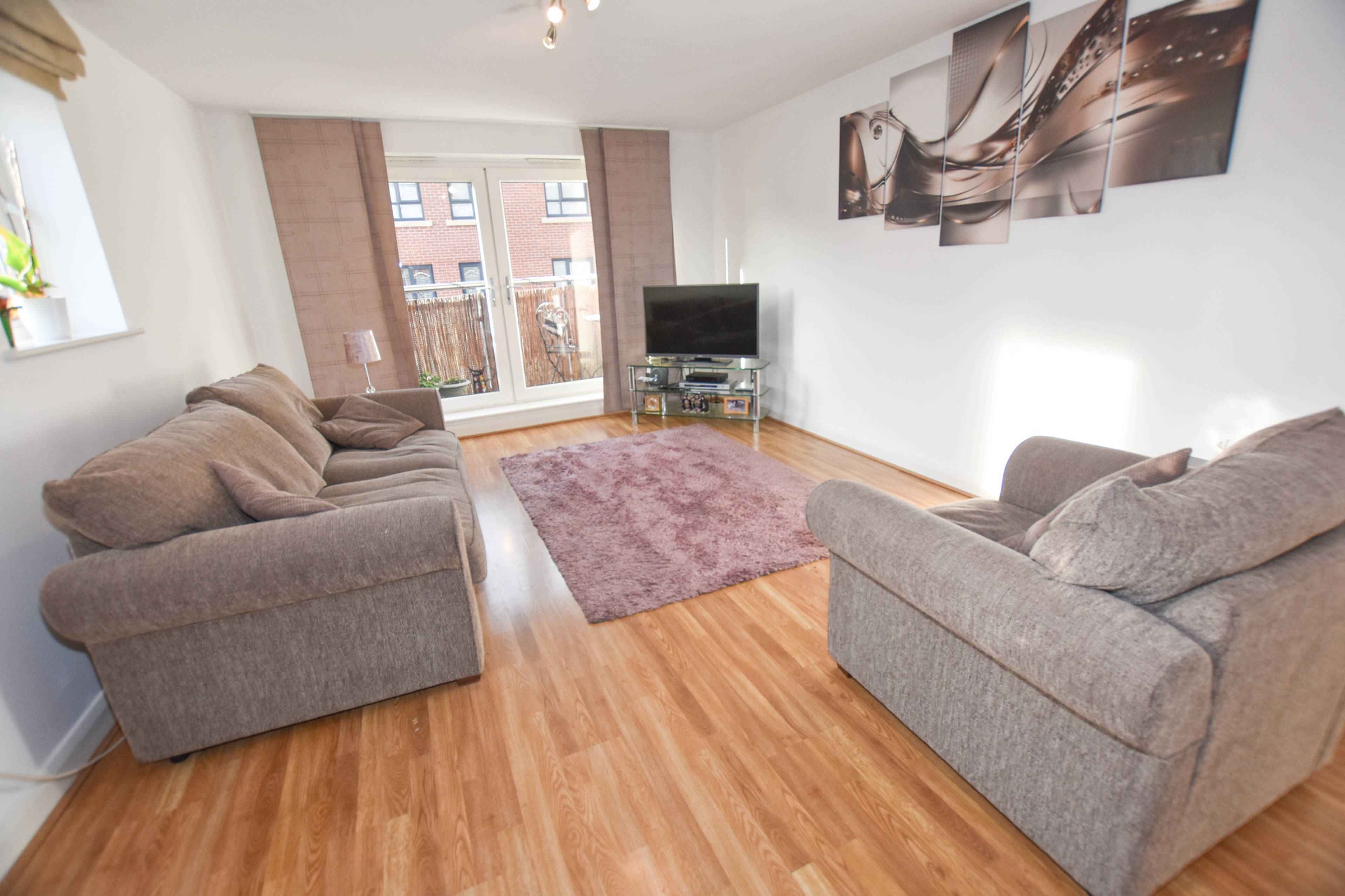 Apartment Living Rm