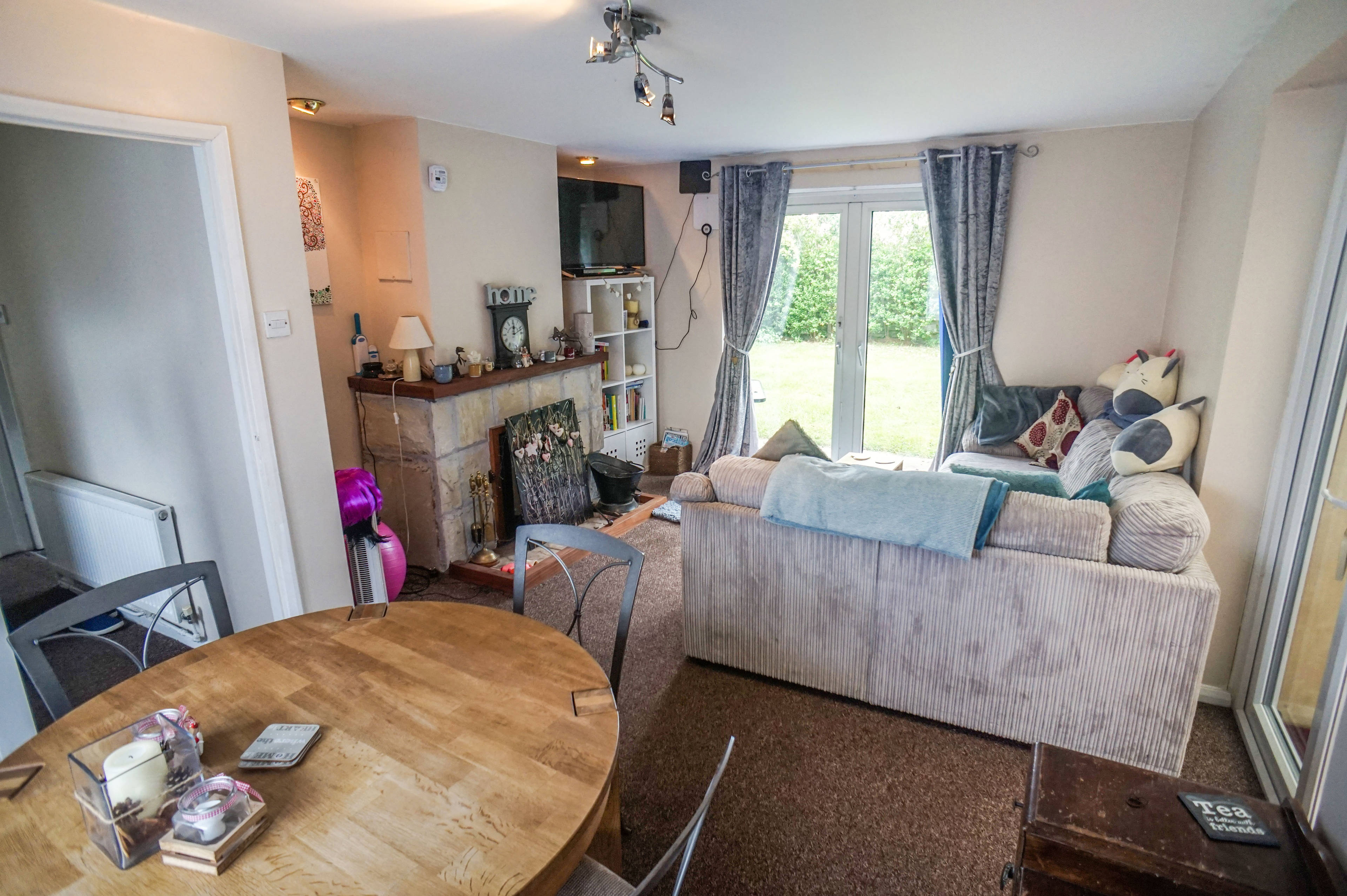 Lounge/Dining Room