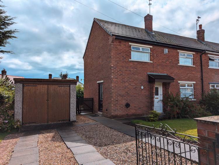 3 bedroom semi-detached house