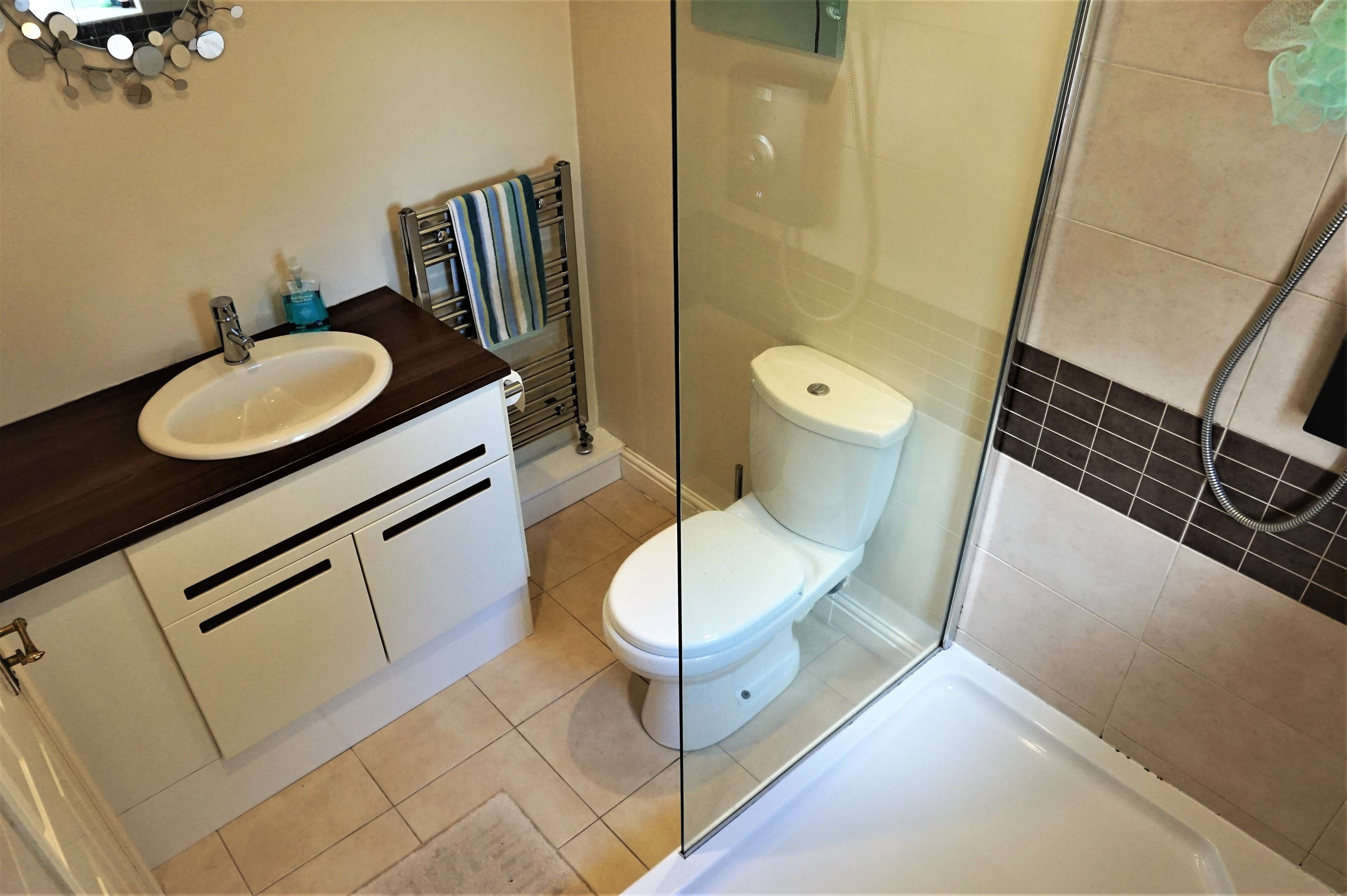 Master En-suite