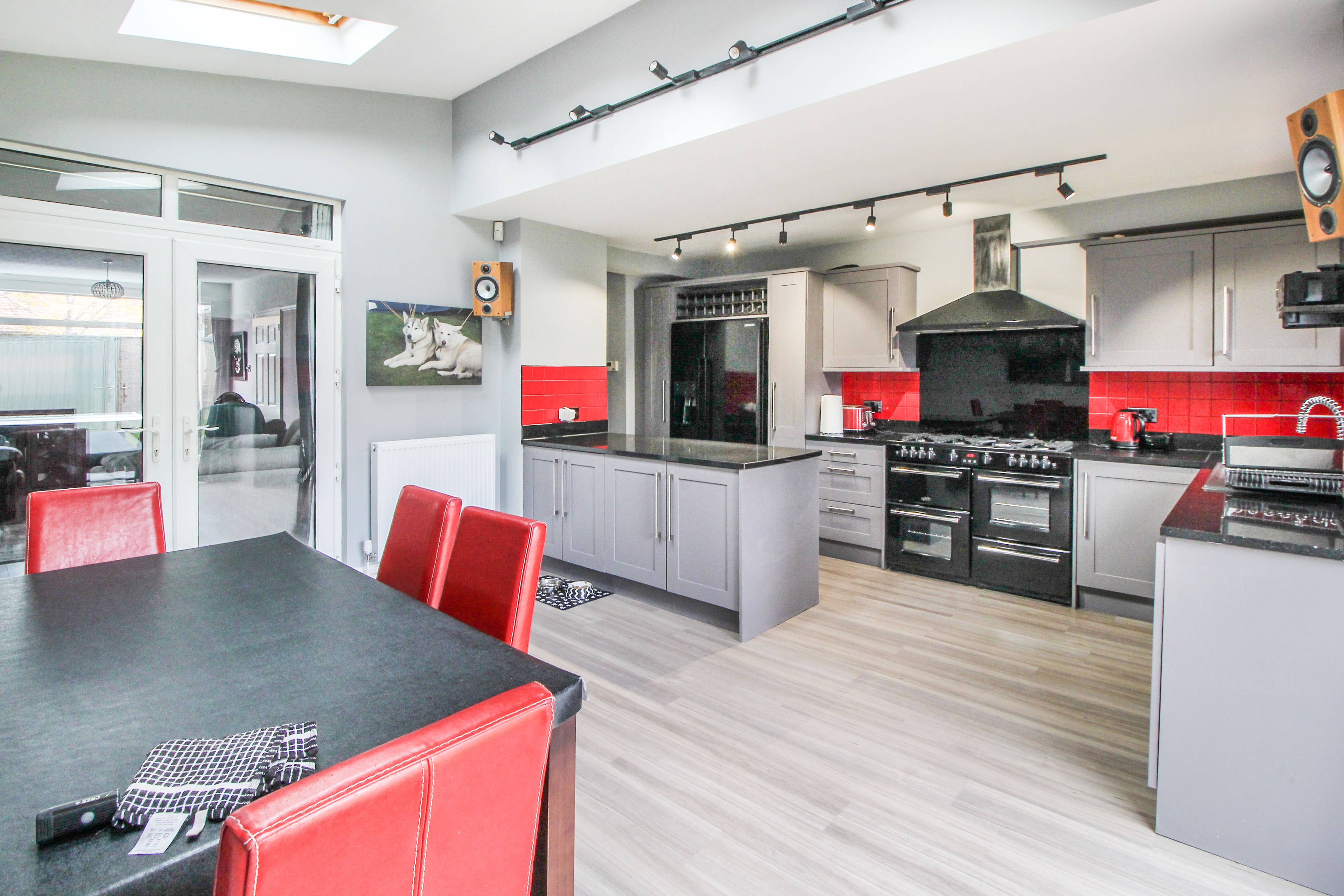 Kitchen/Dining Room
