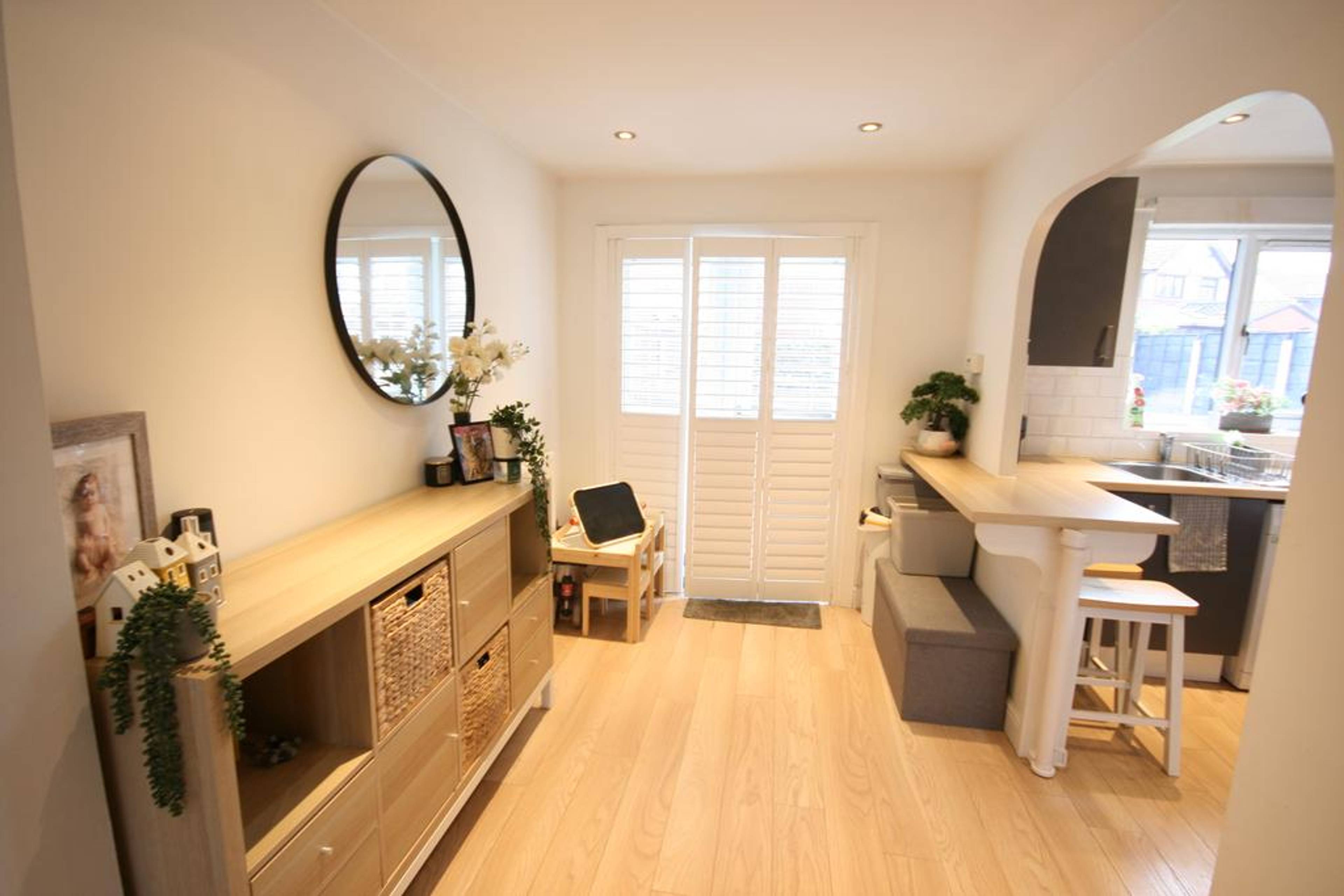 Kitchen/Dining Room