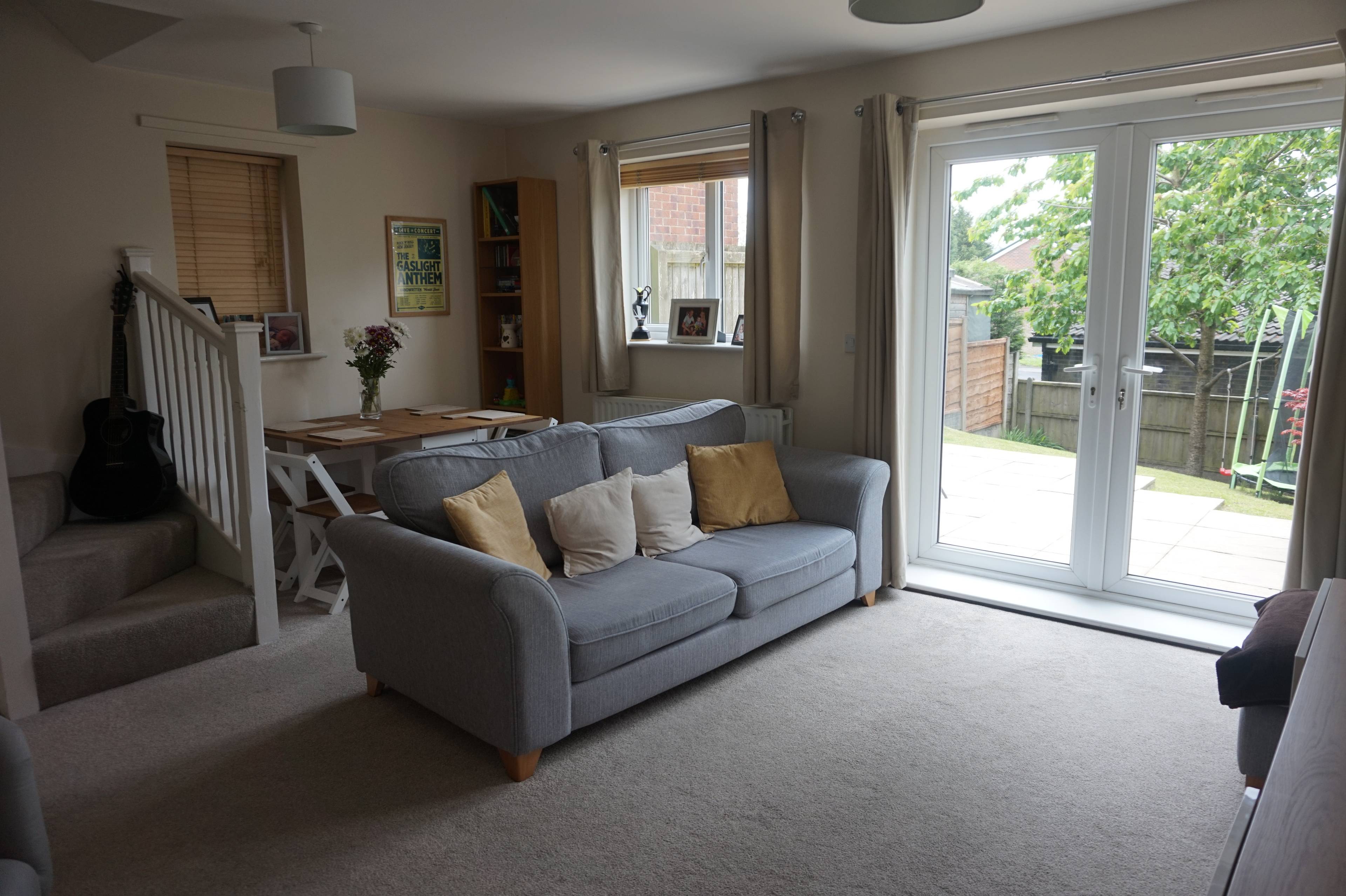 Lounge/Dining Room