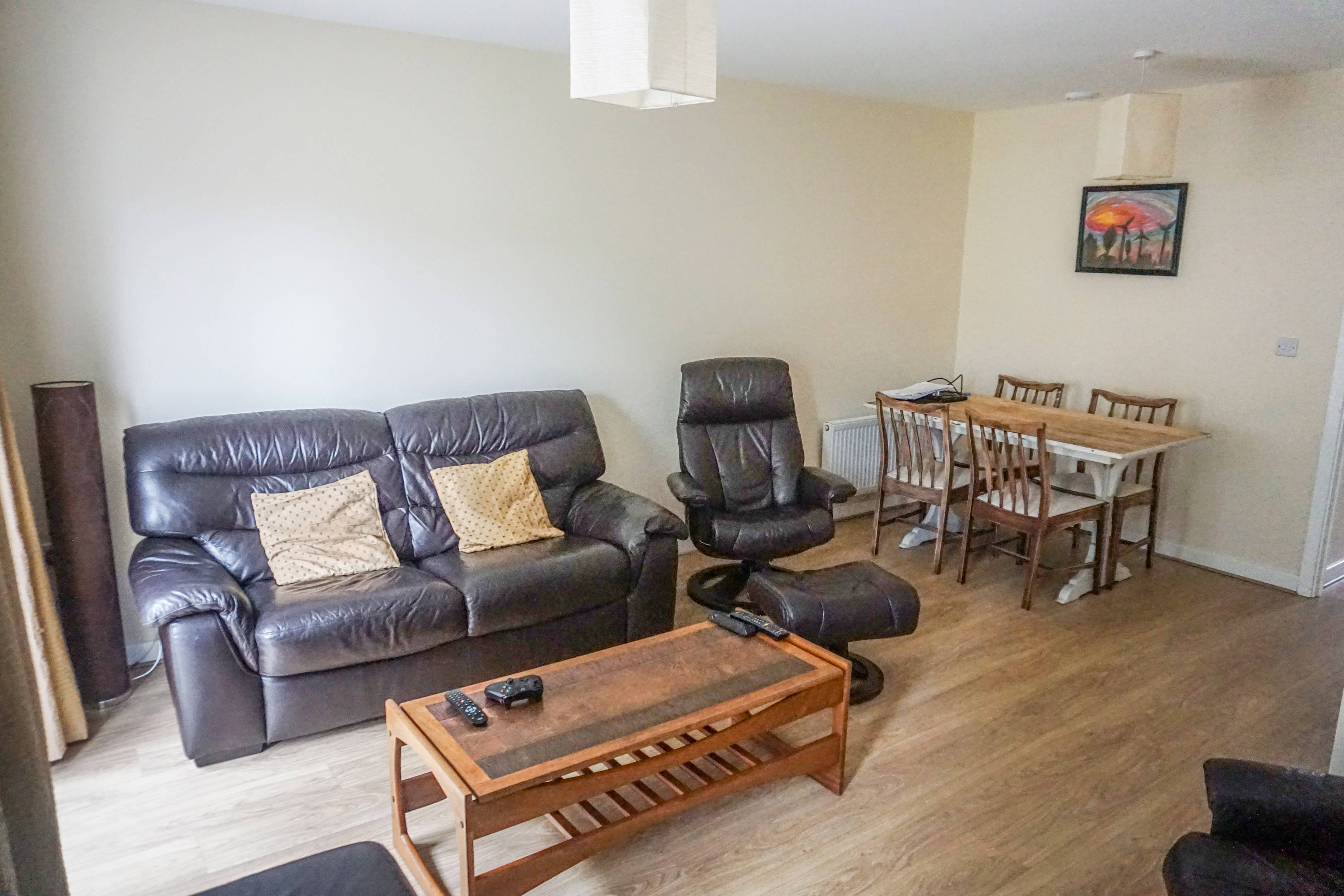 Lounge/Dining Room