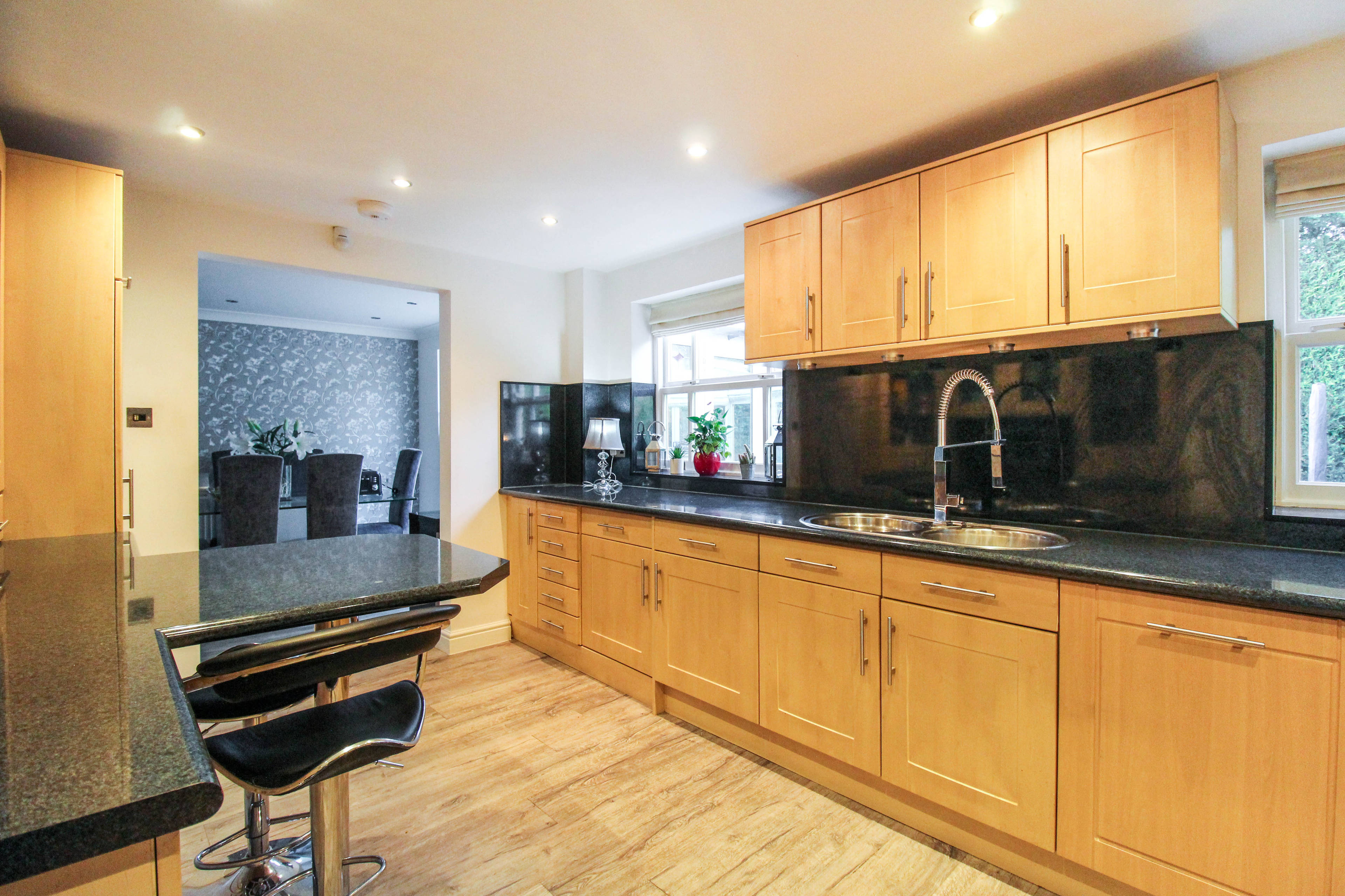 Kitchen/Breakfast