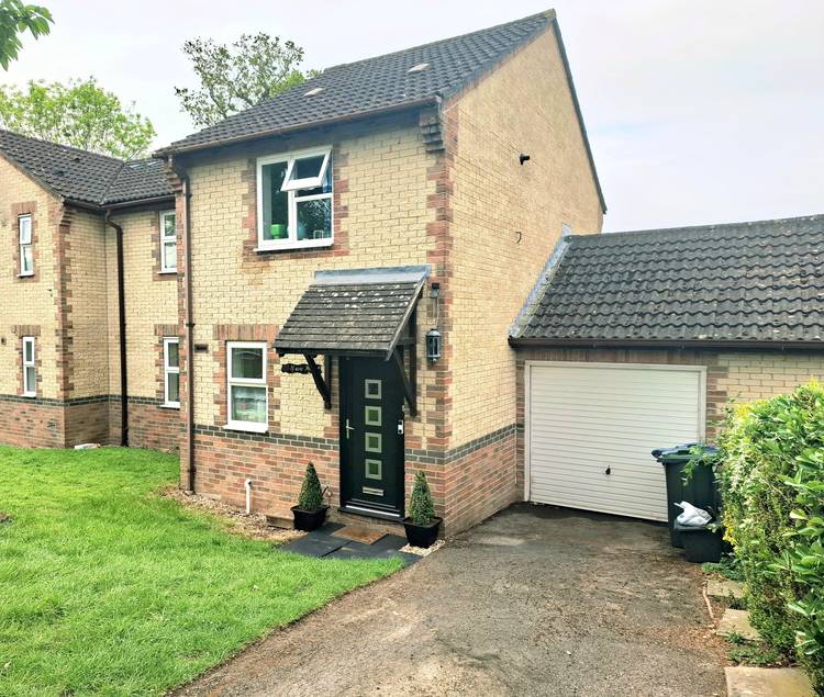 2 bedroom end of terrace house