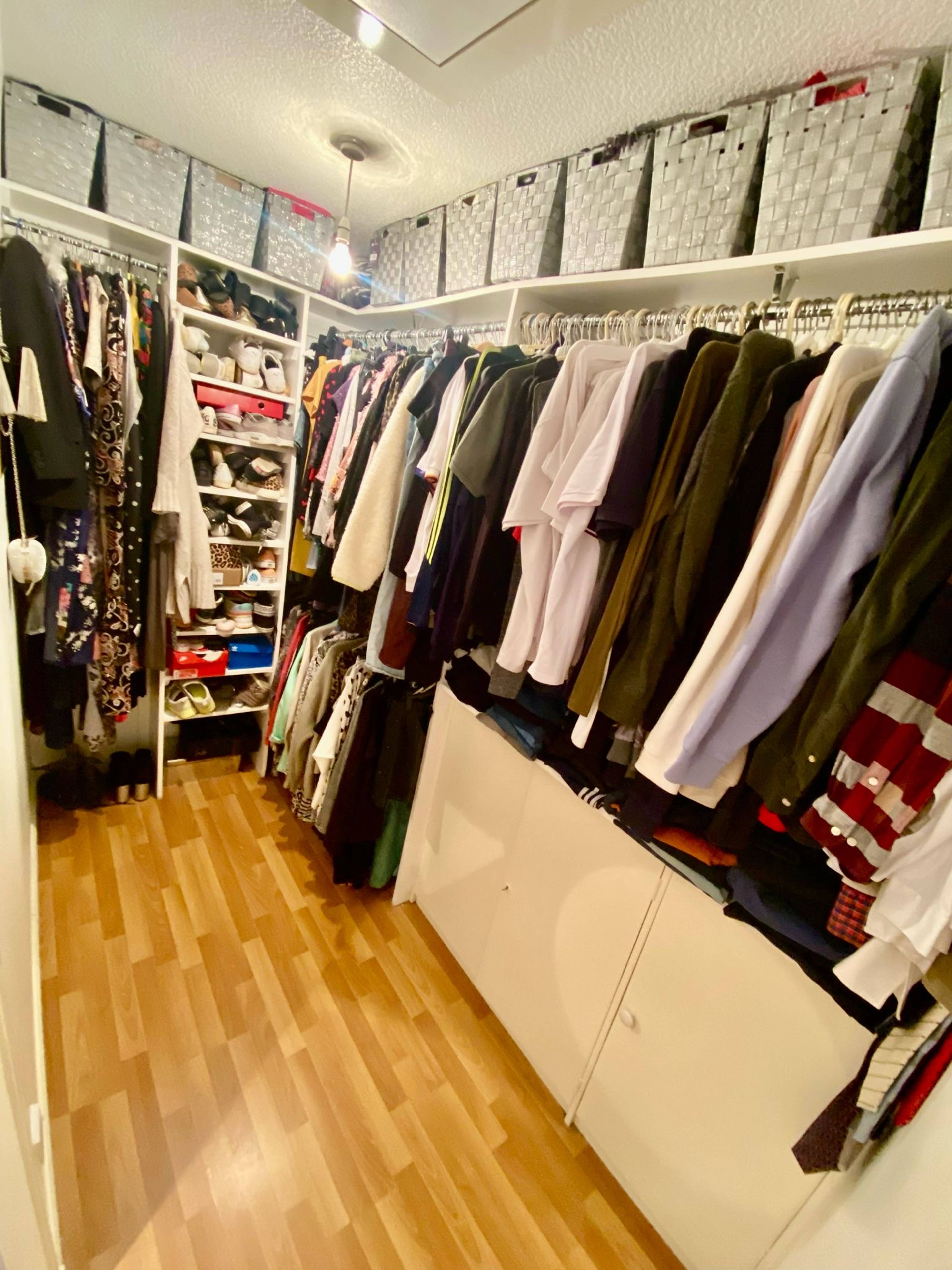 Walk-in Wardrobe