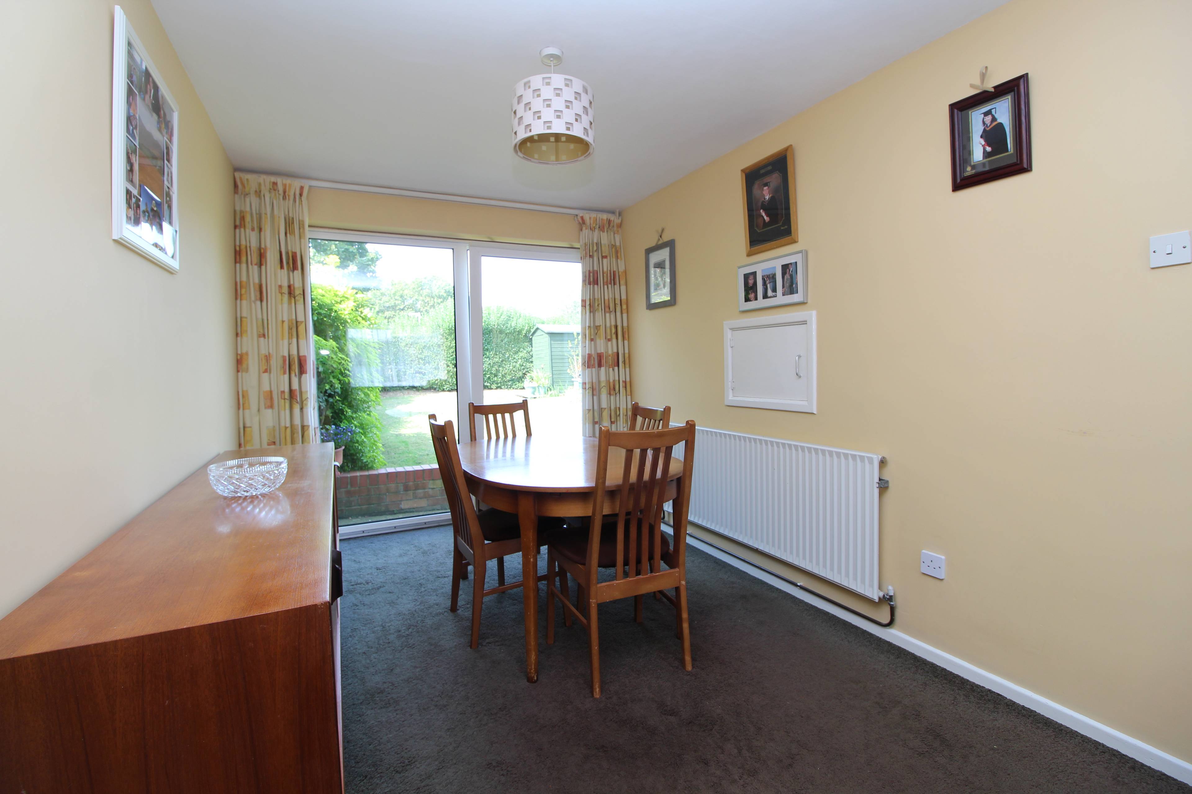 Lounge/Dining Room