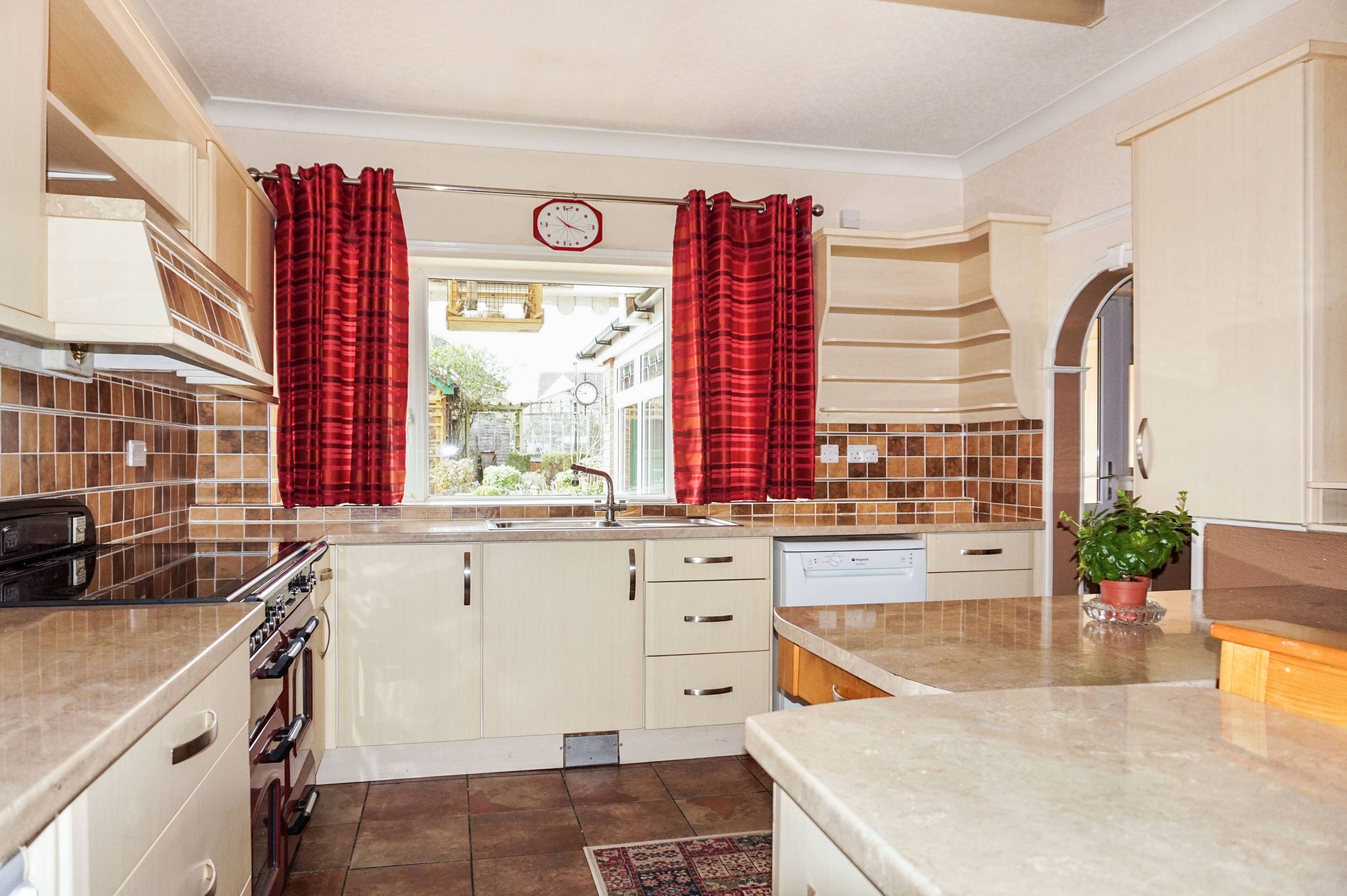Kitchen/Breakfast