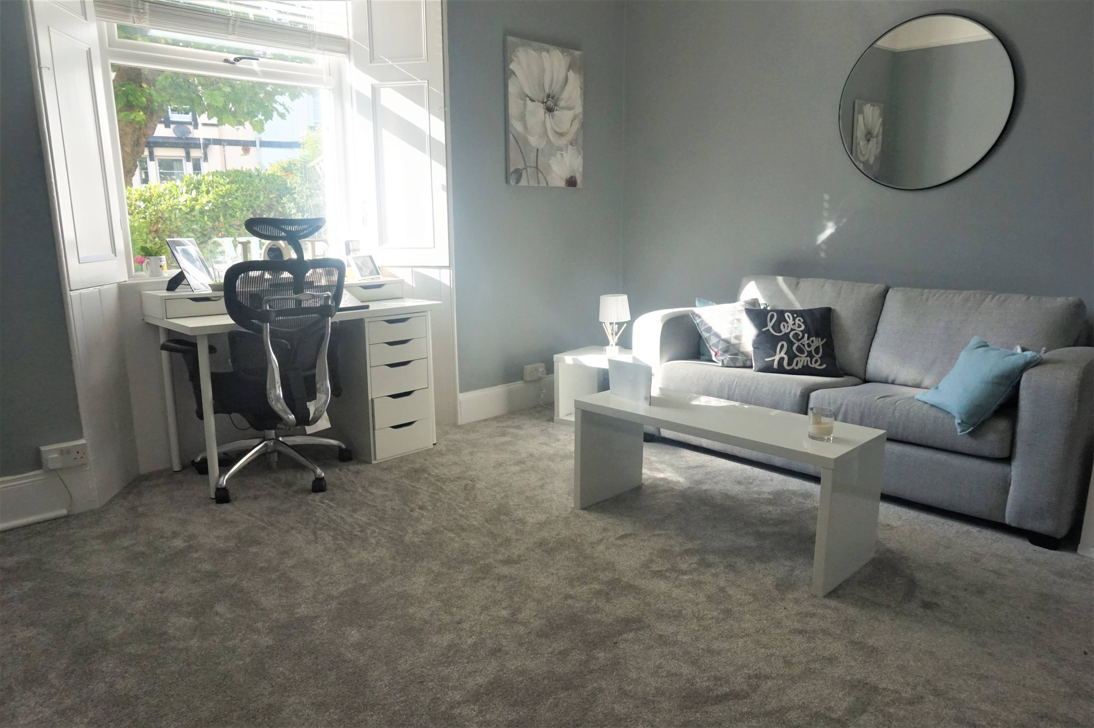 Reception/Bedroom