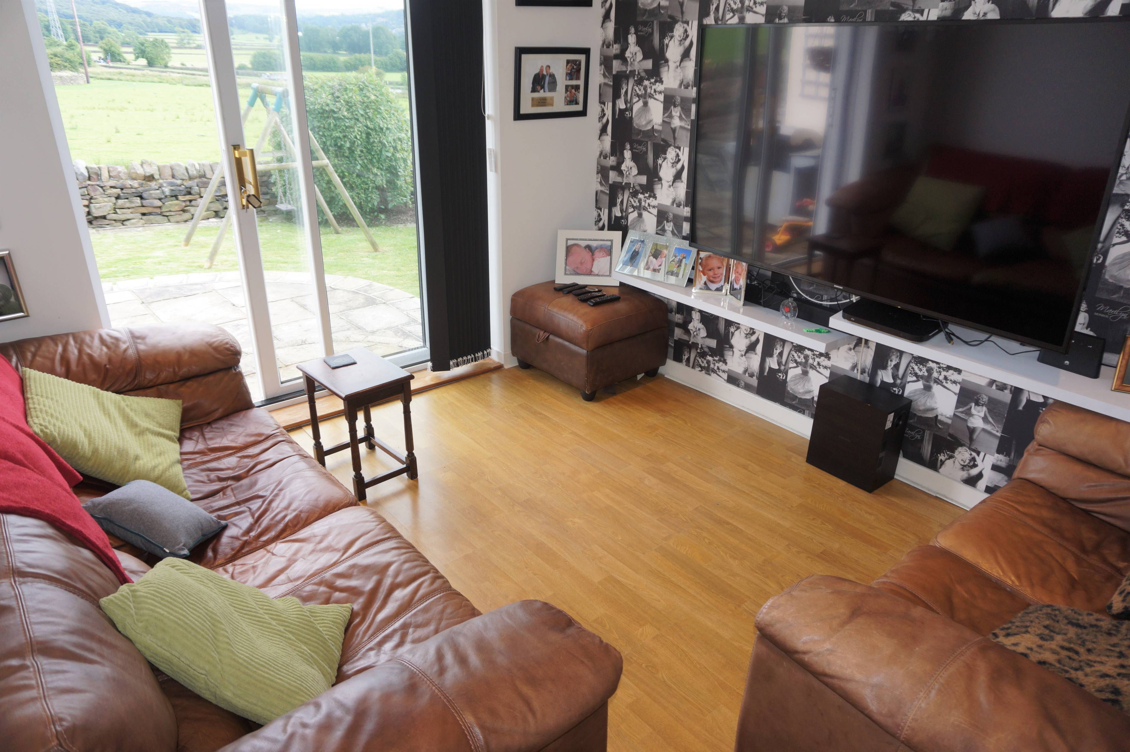 Snug / Sitting Room