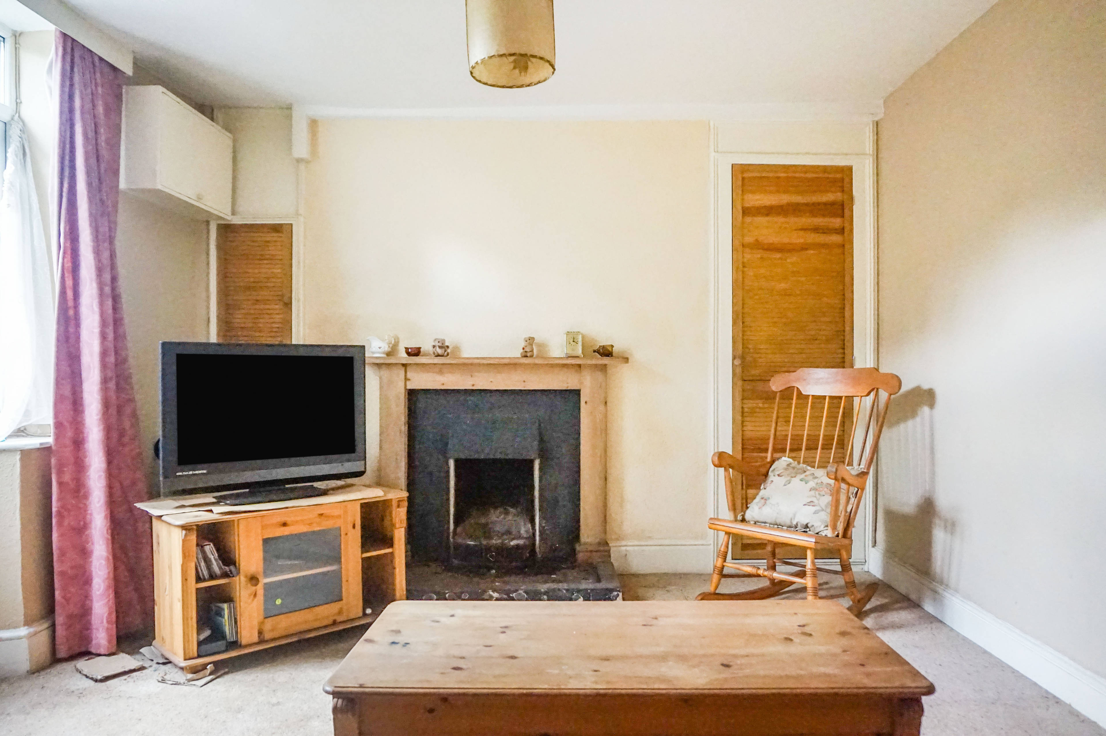 Living Room/Bedroom