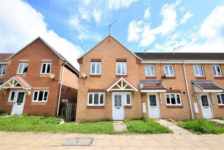 3 bedroom semi-detached house