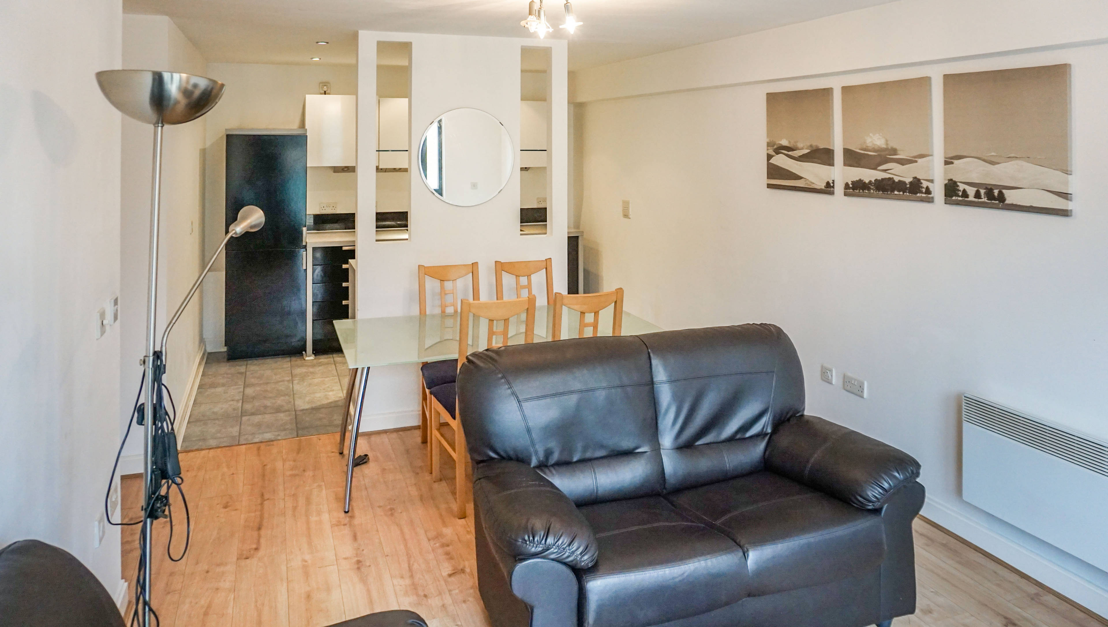 Lounge / Kitchen