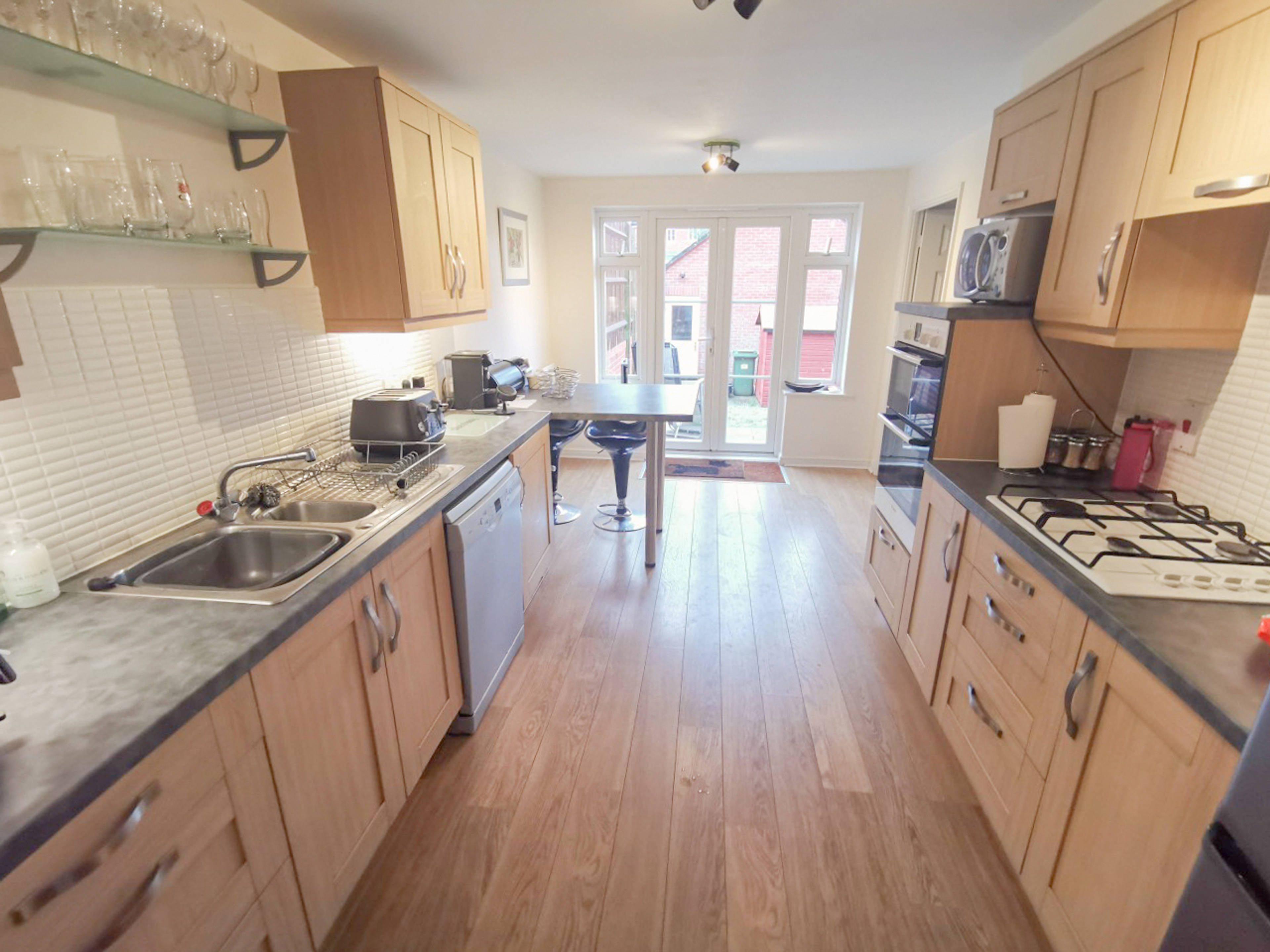Kitchen/Breakfast