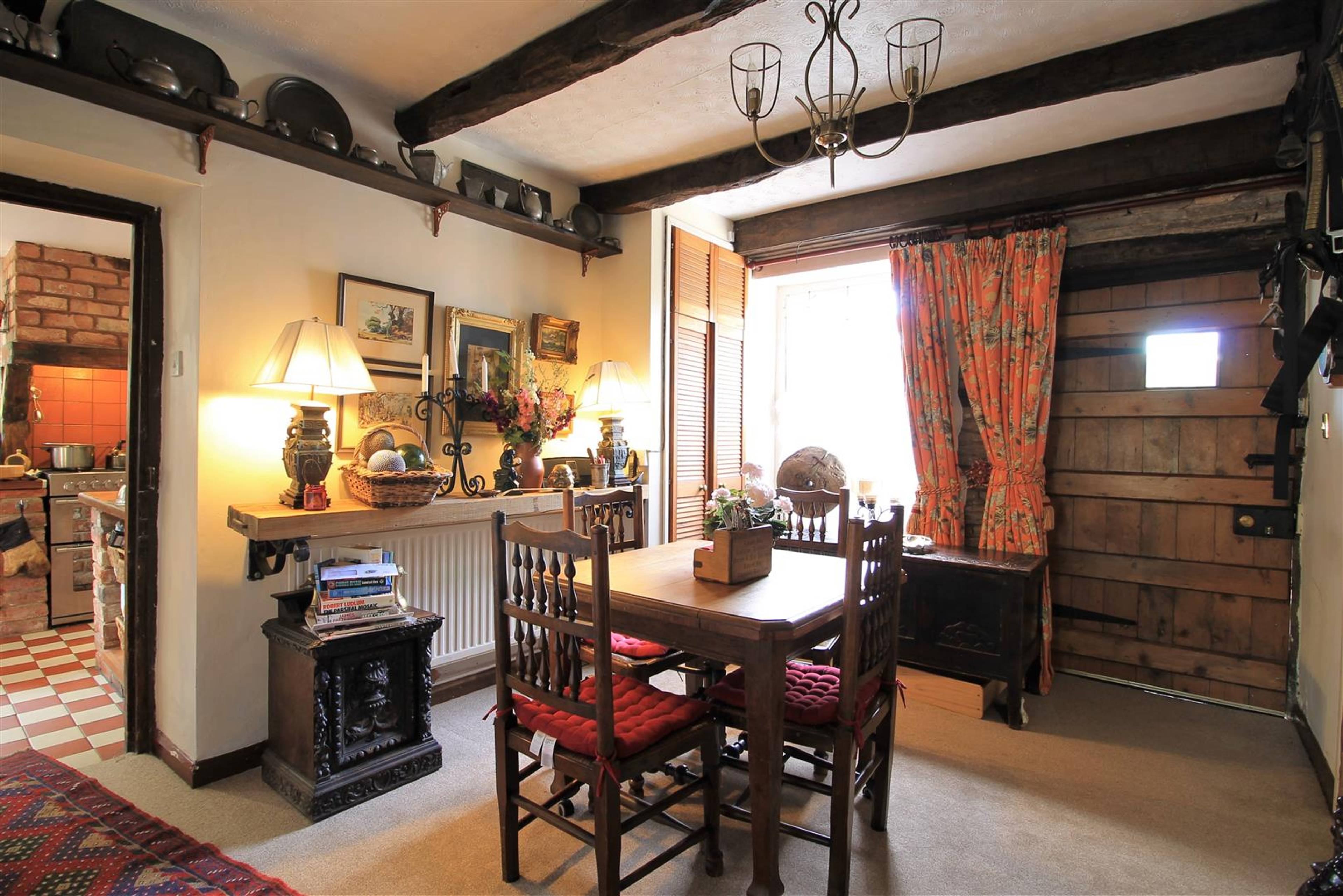 Breakfast Room