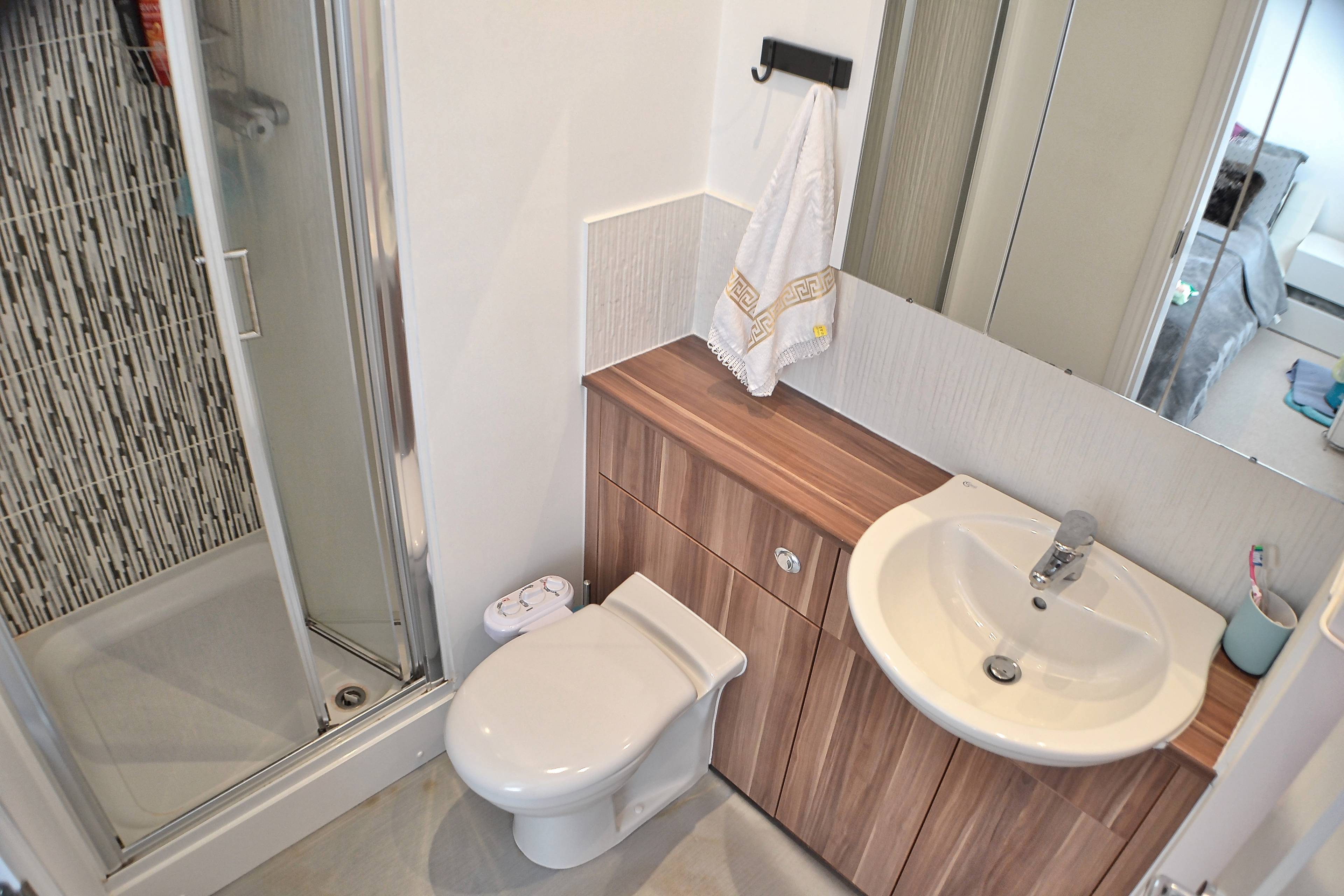 Master En-suite