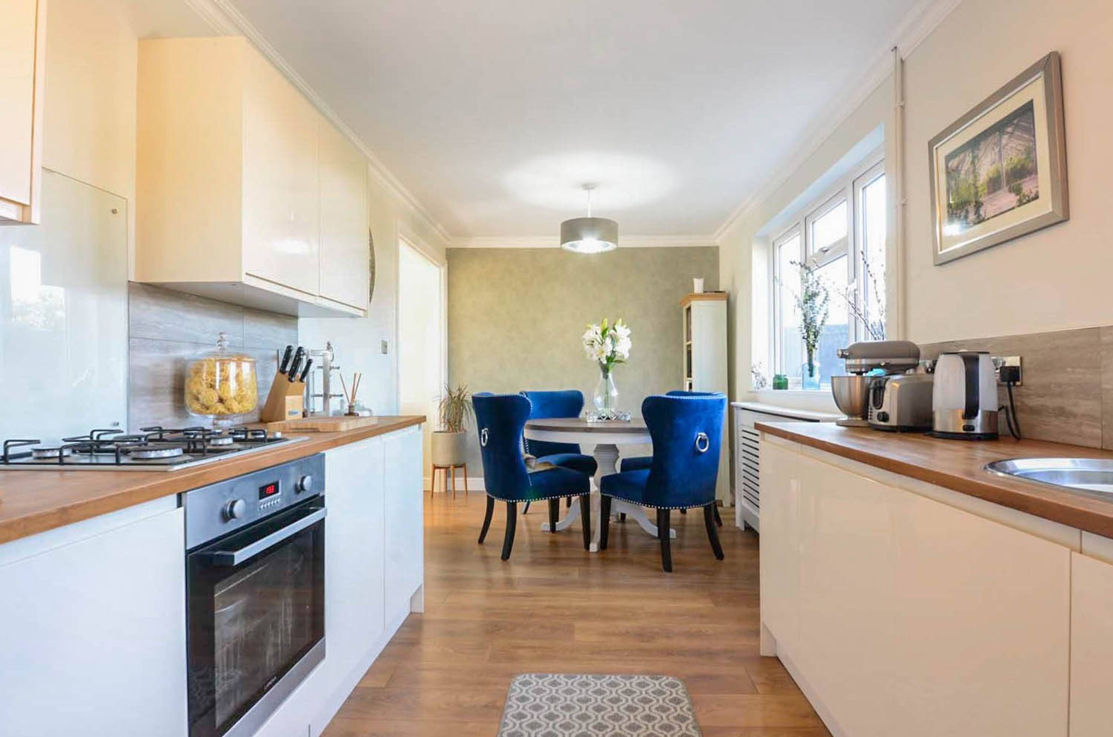Kitchen/Dining Room