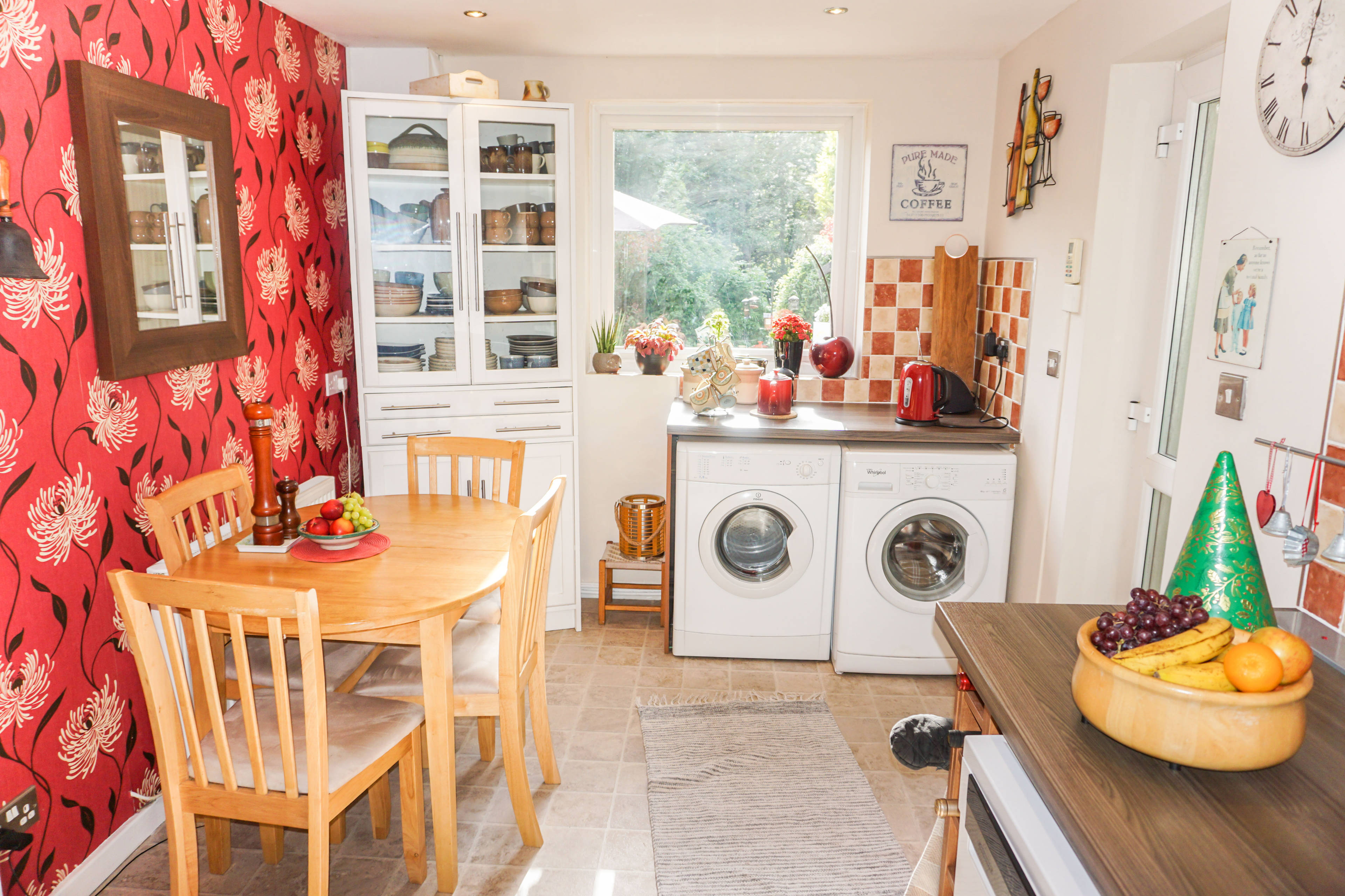Breakfast Room