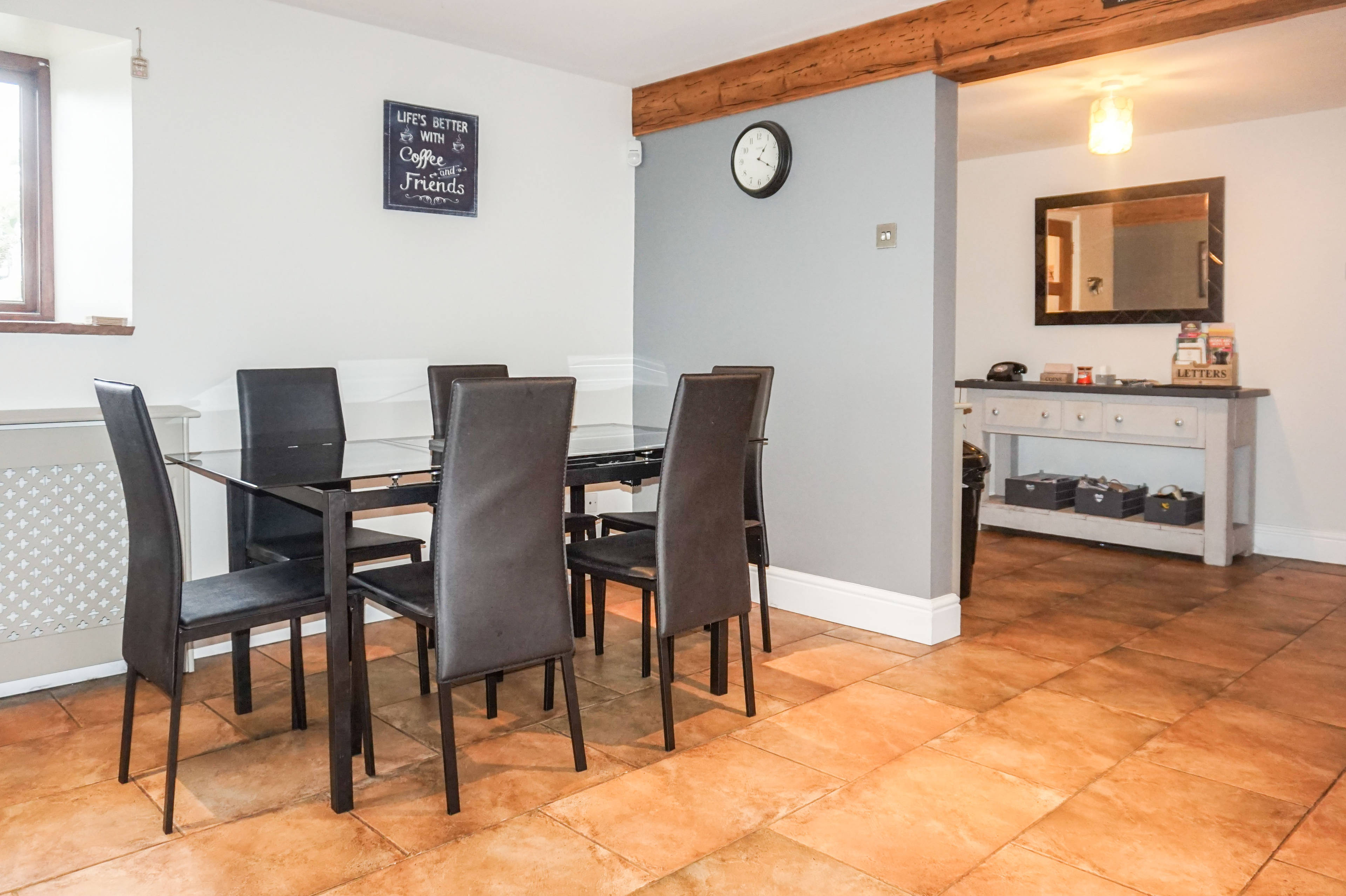 Kitchen/dining Room