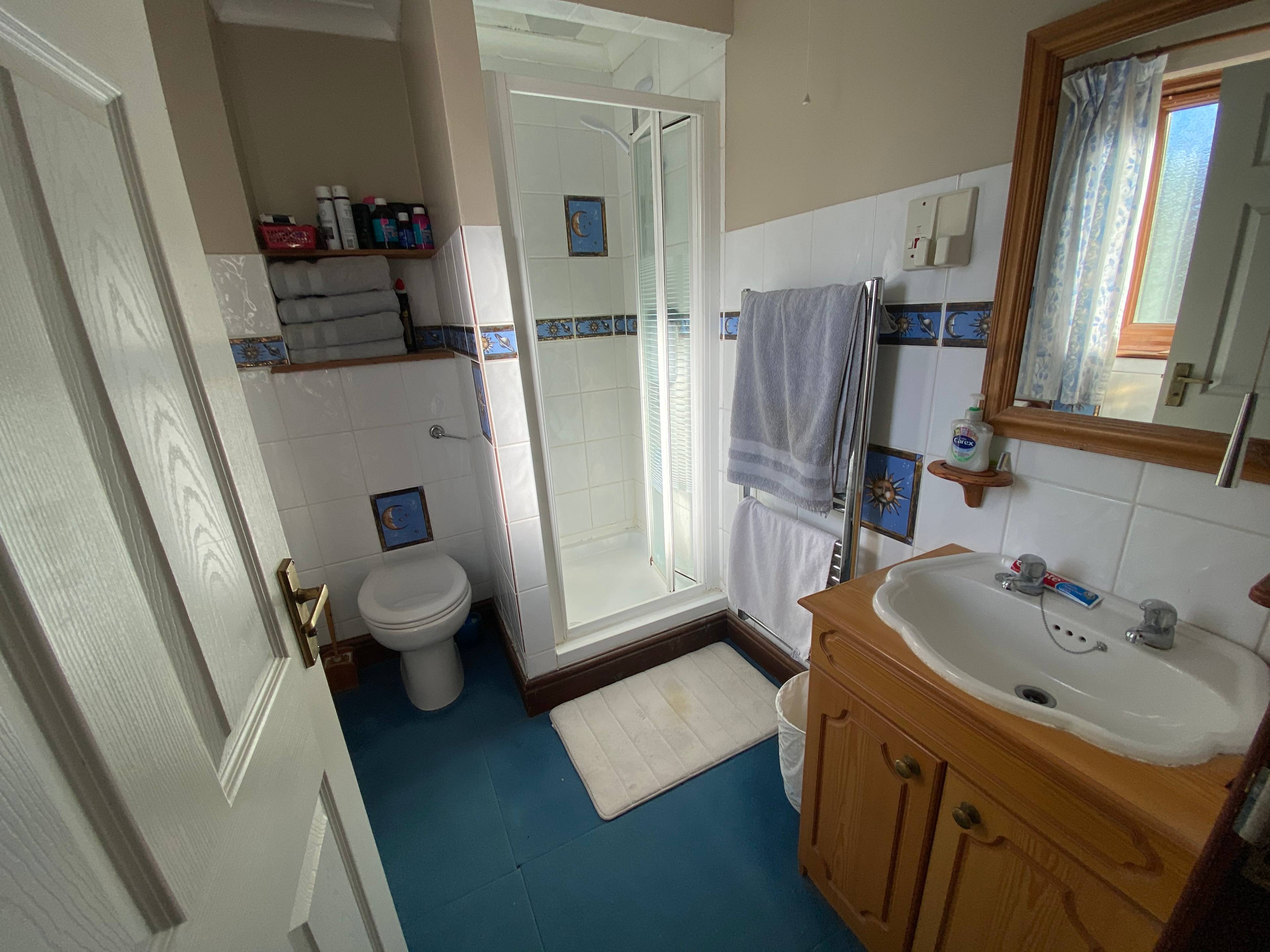 En-suite One