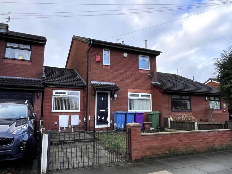3 bedroom semi-detached house