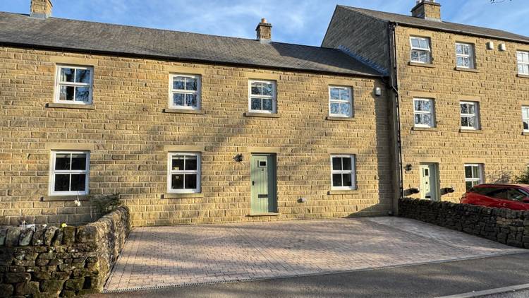 3 bedroom terraced house