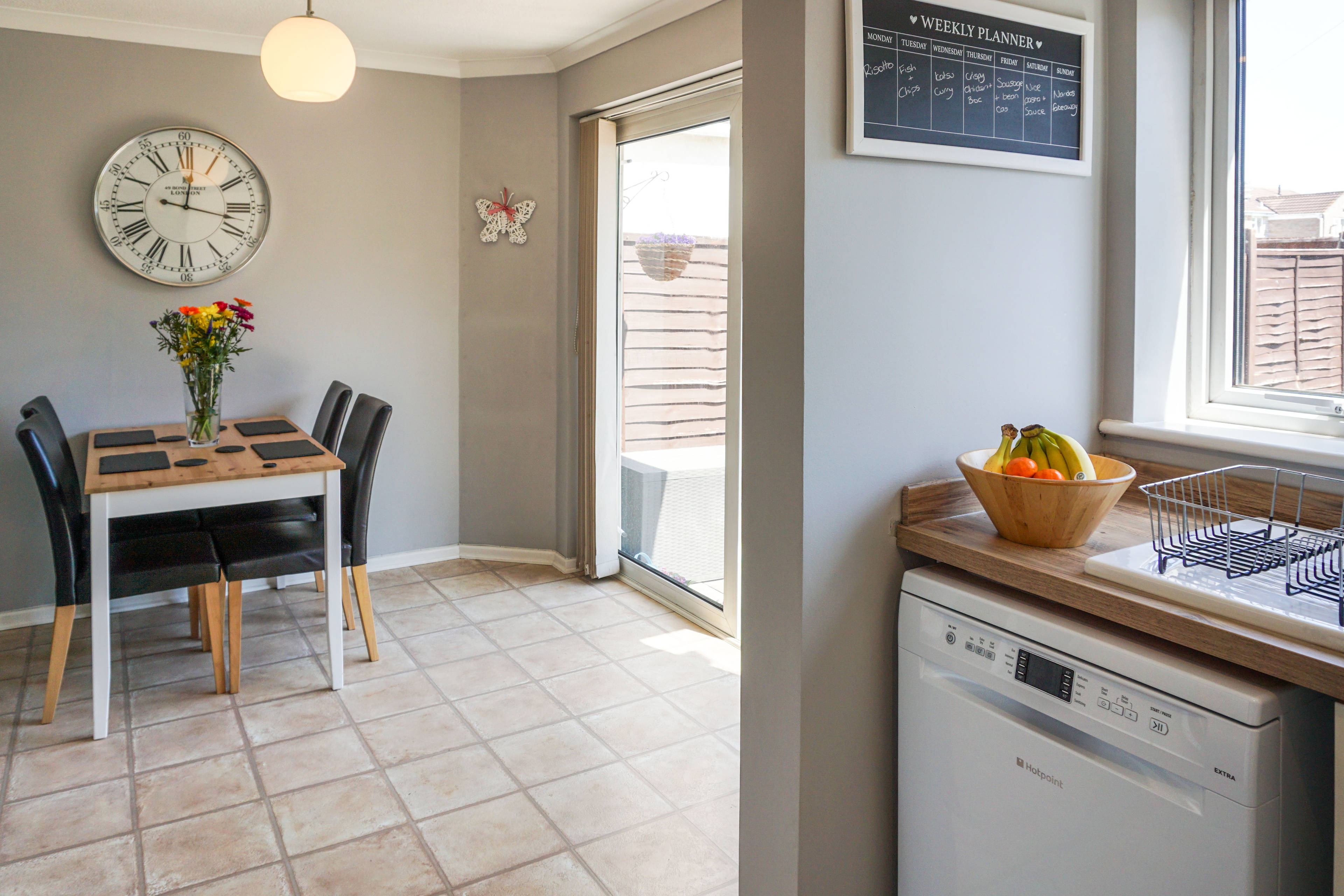 Kitchen/Dining Room