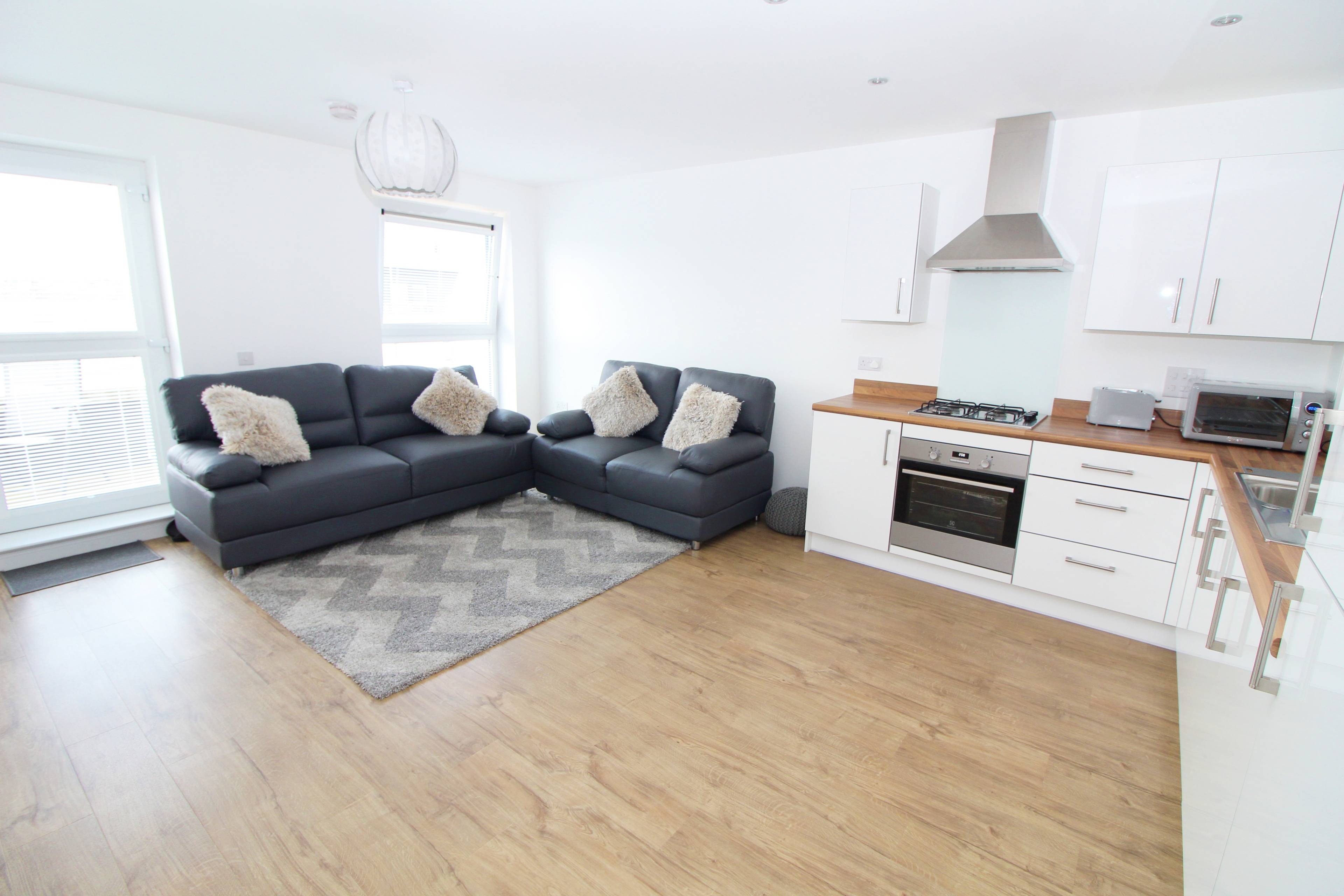 Lounge / Kitchen