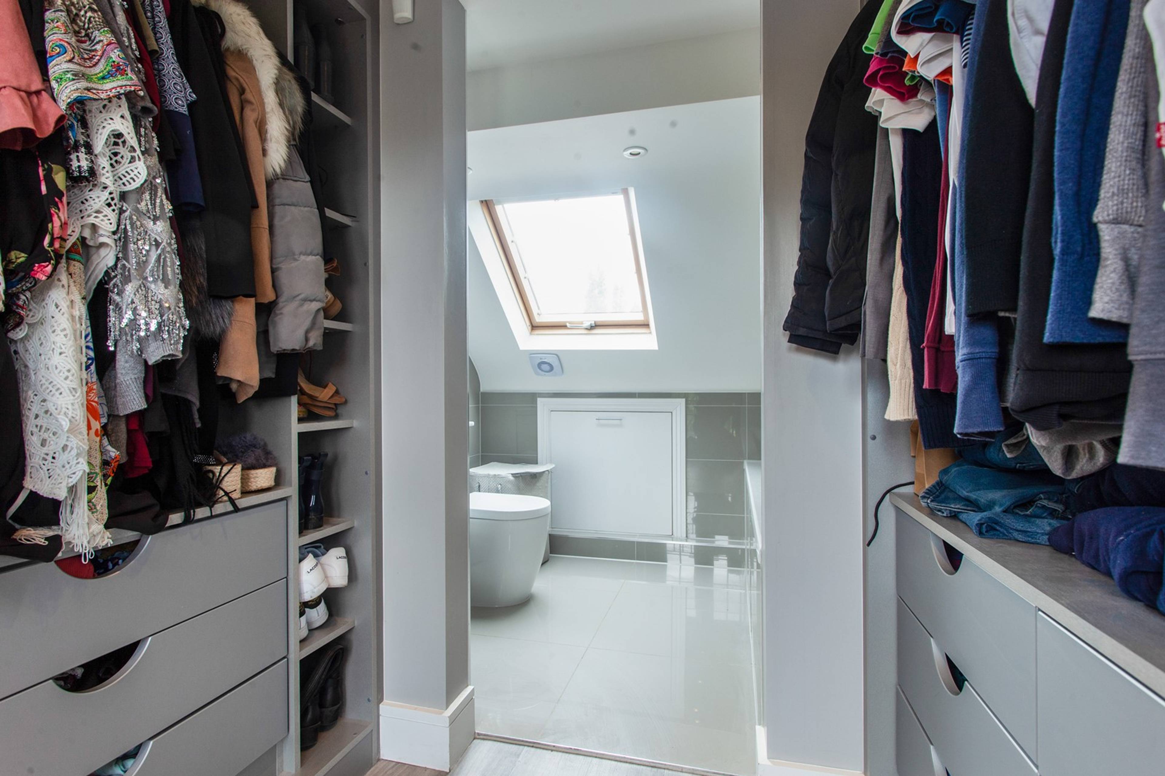 Walk-in Wardrobe