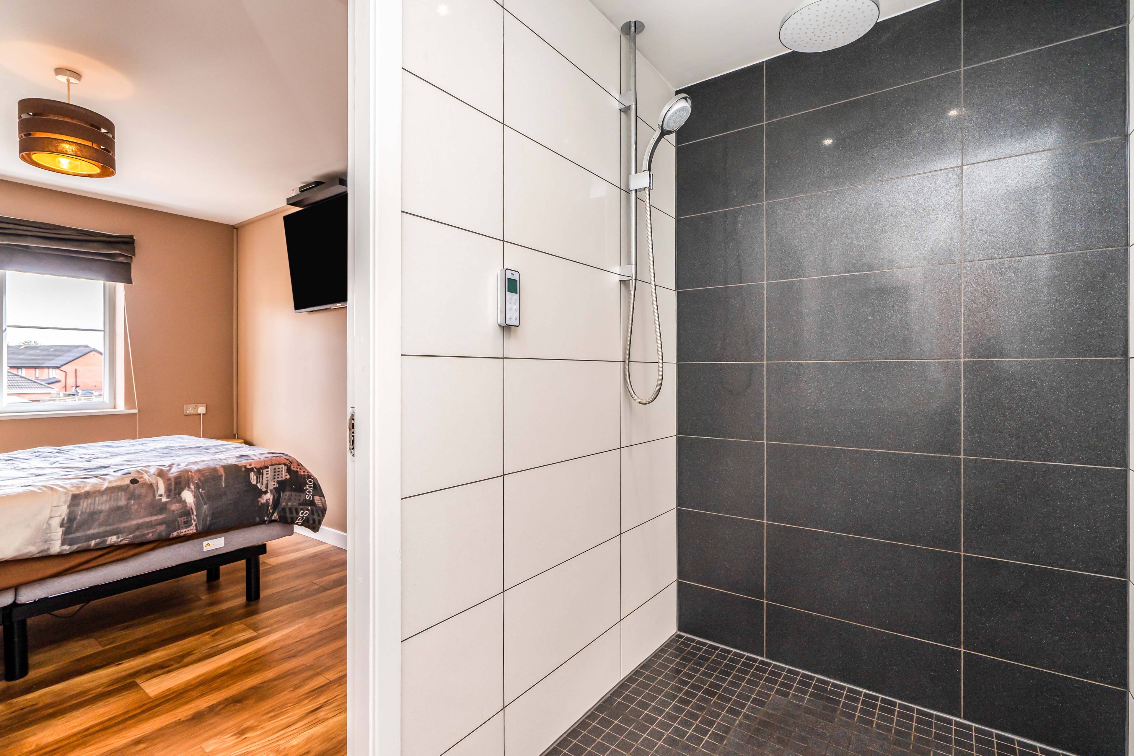 Master En-suite