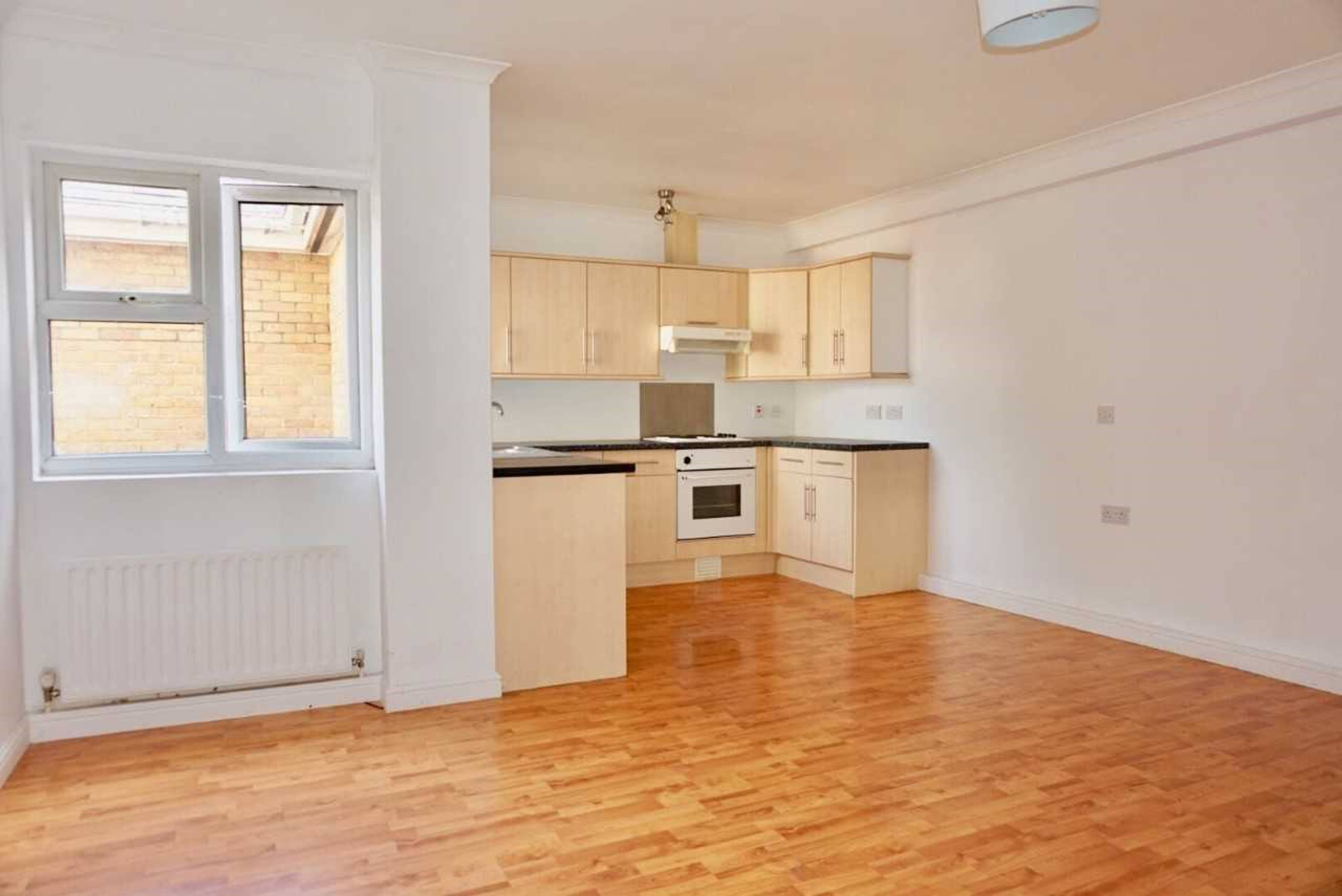Lounge / Kitchen