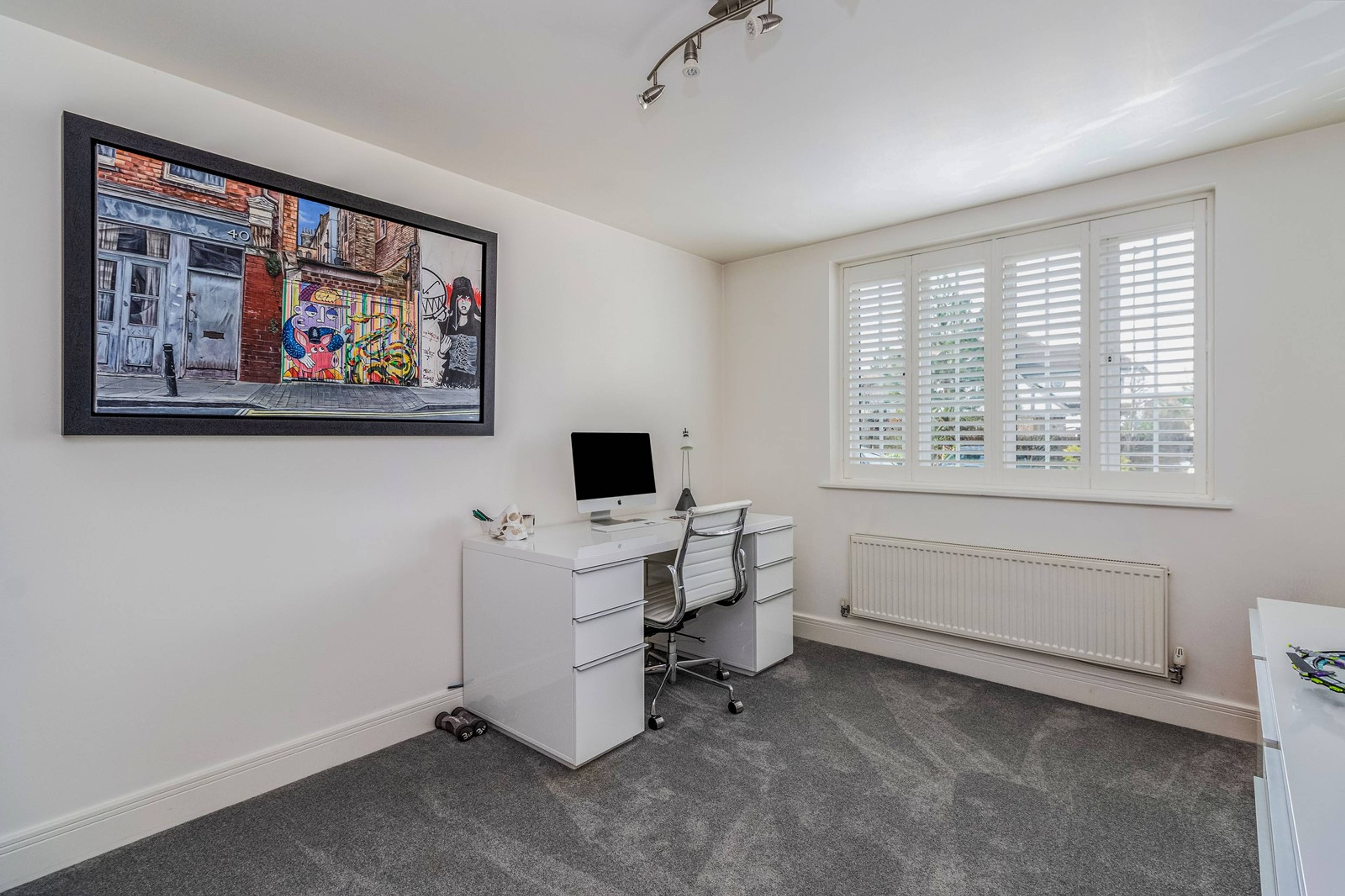 Reception/Bedroom