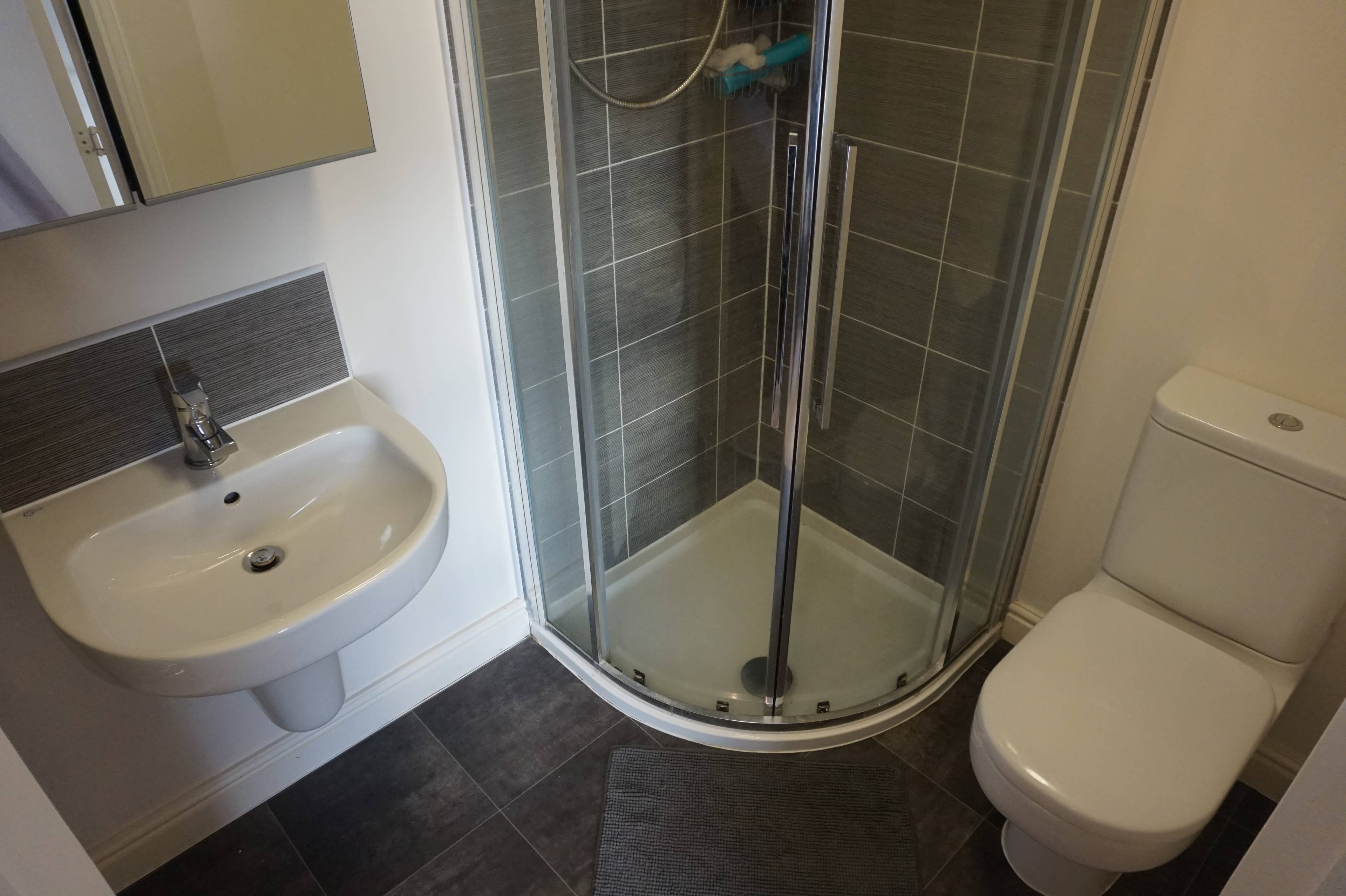 Master En-suite