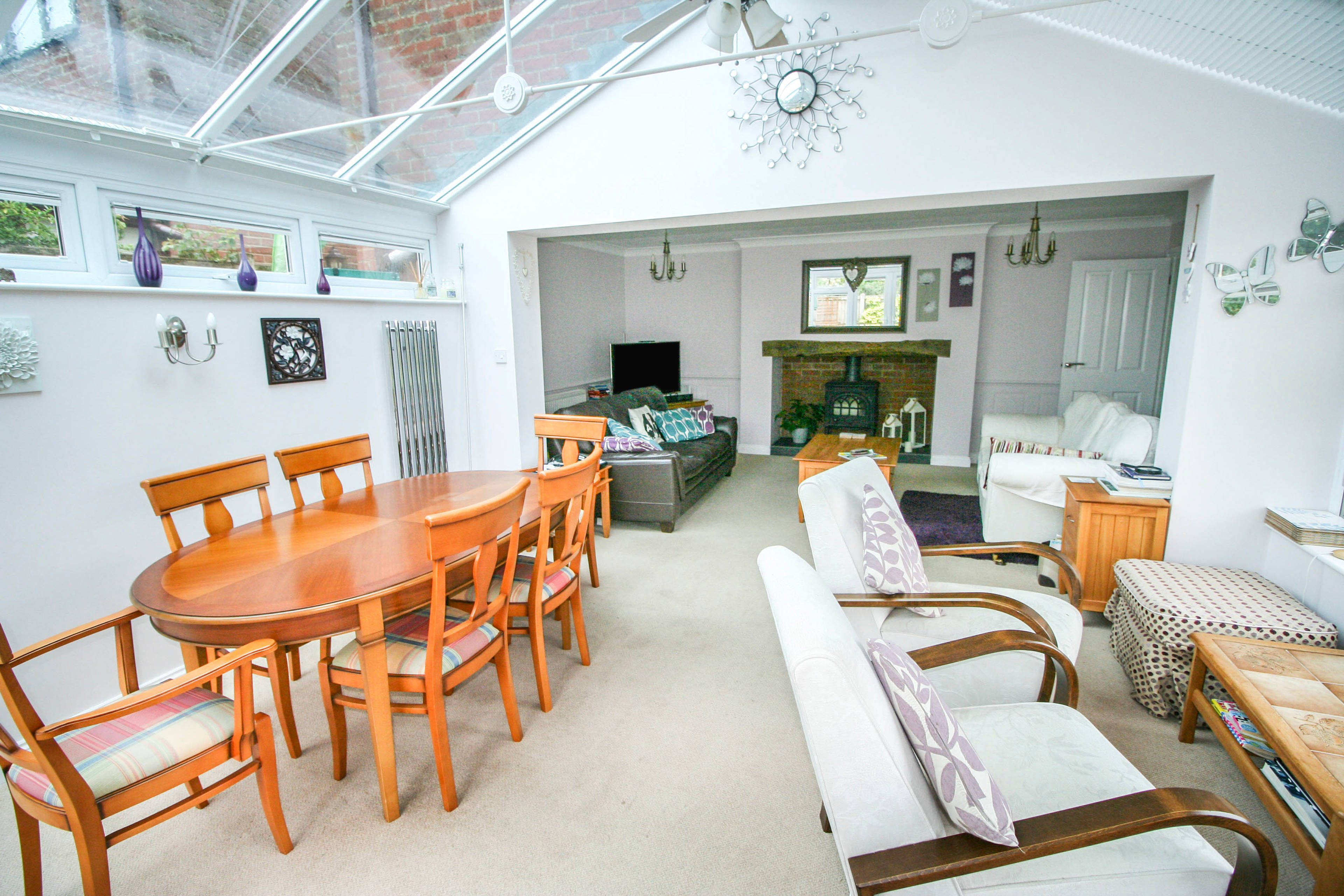 Lounge/Dining Room