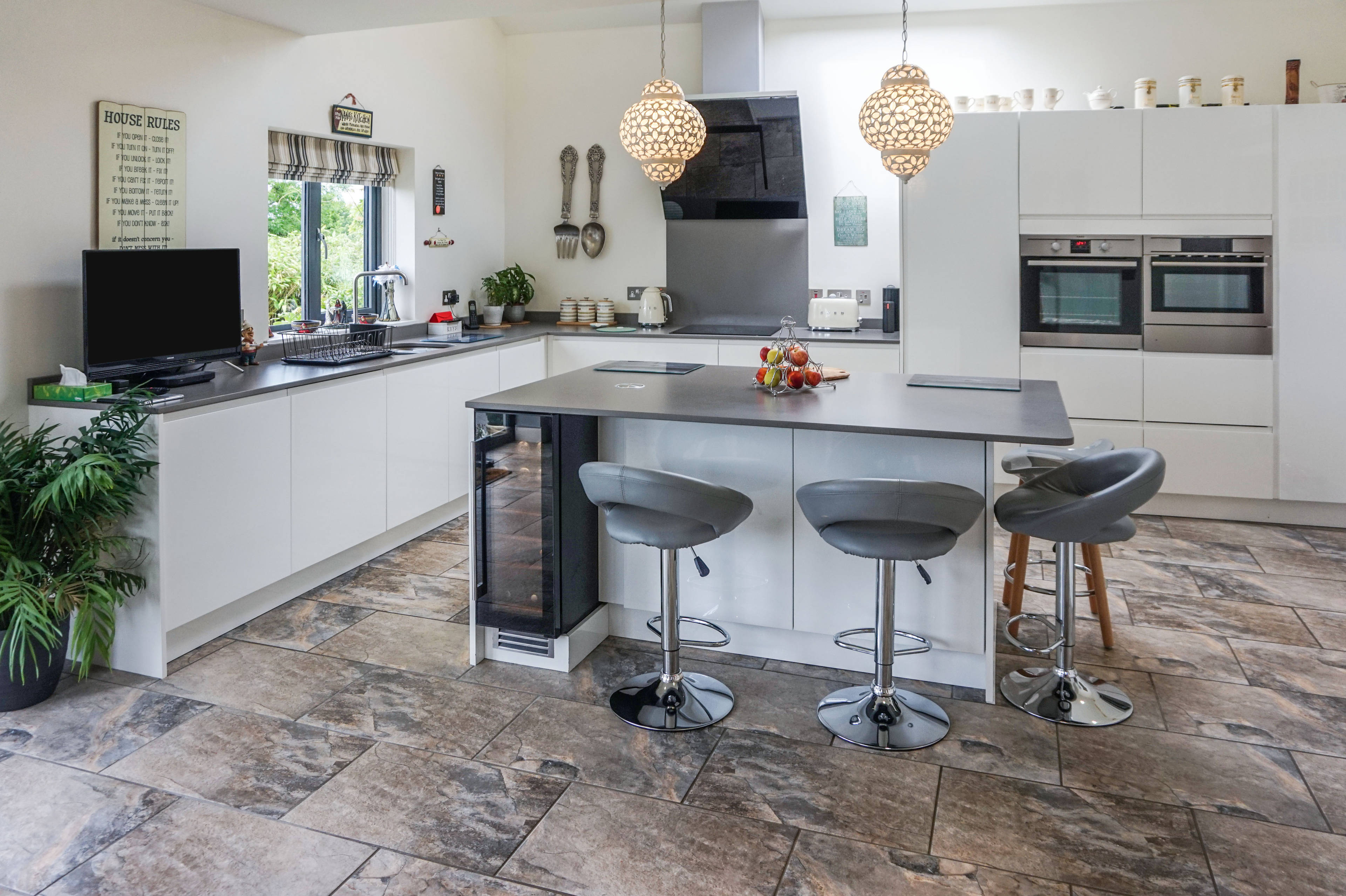 Kitchen/Family Room