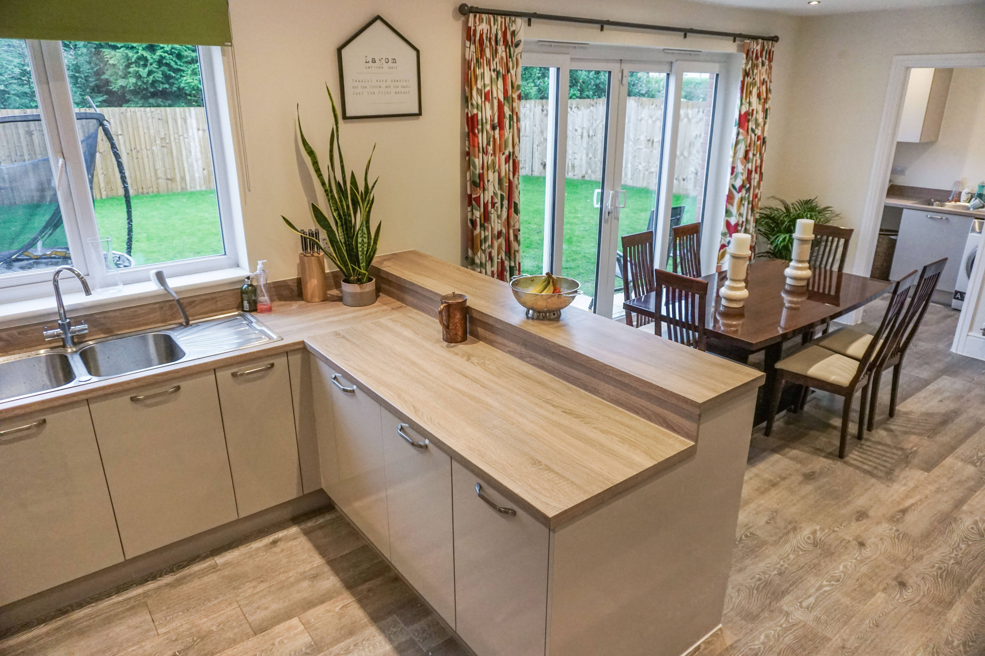 Kitchen/Dining Room
