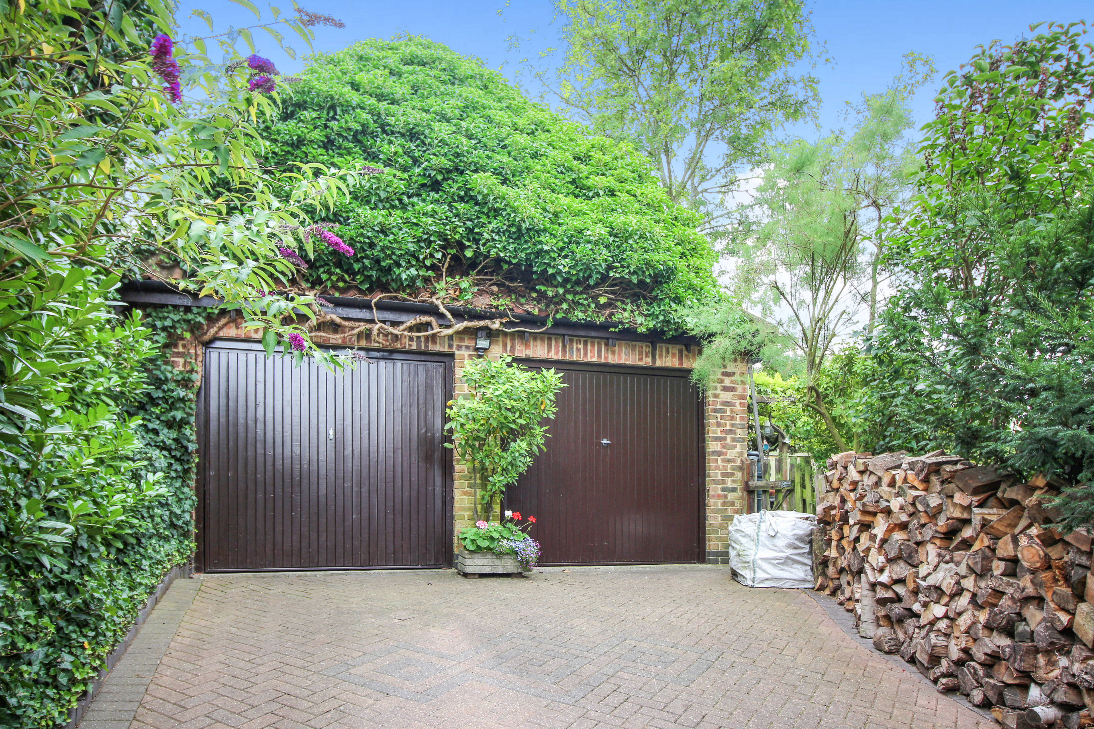 Double Garage