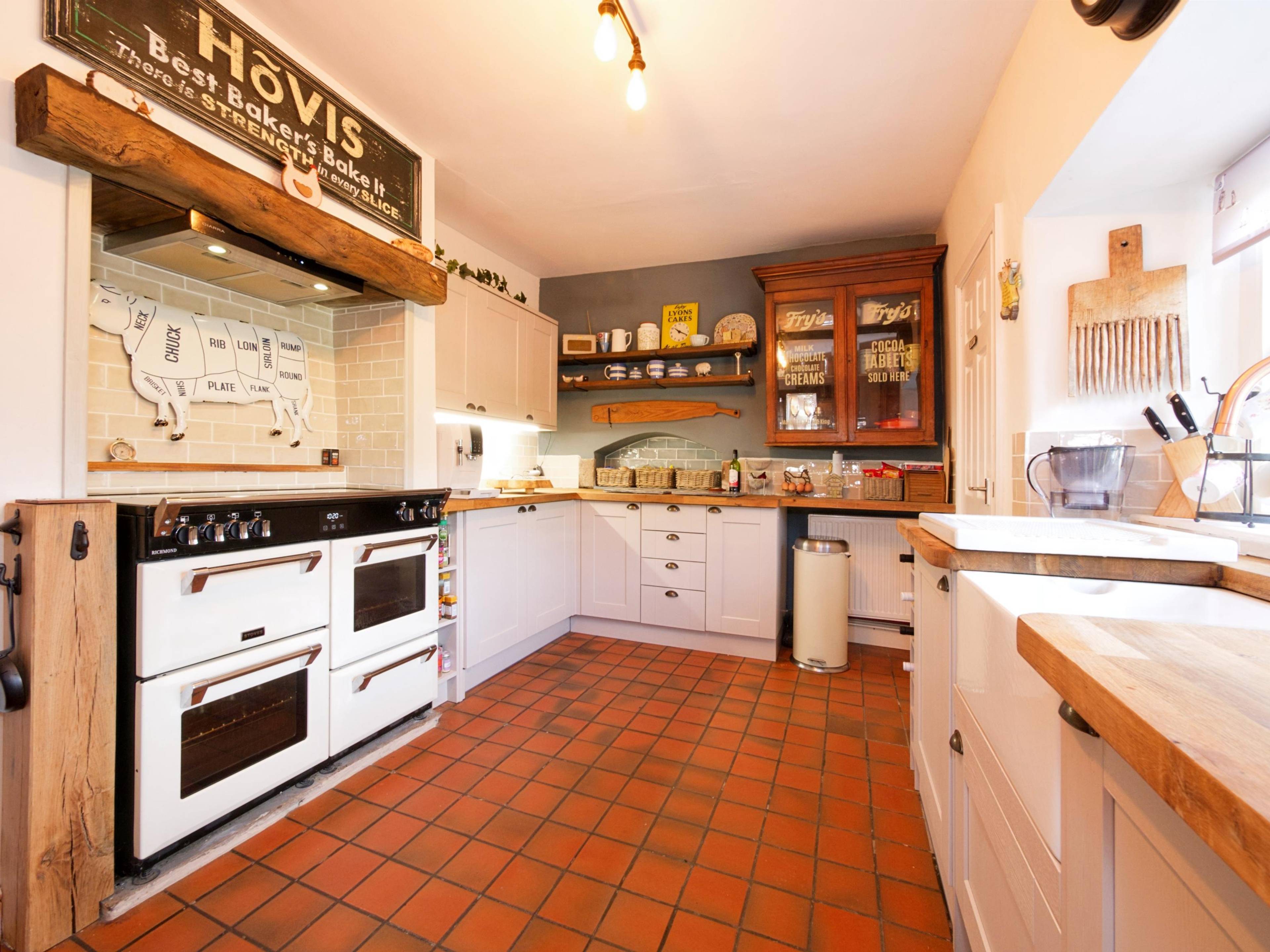 Kitchen/Breakfast