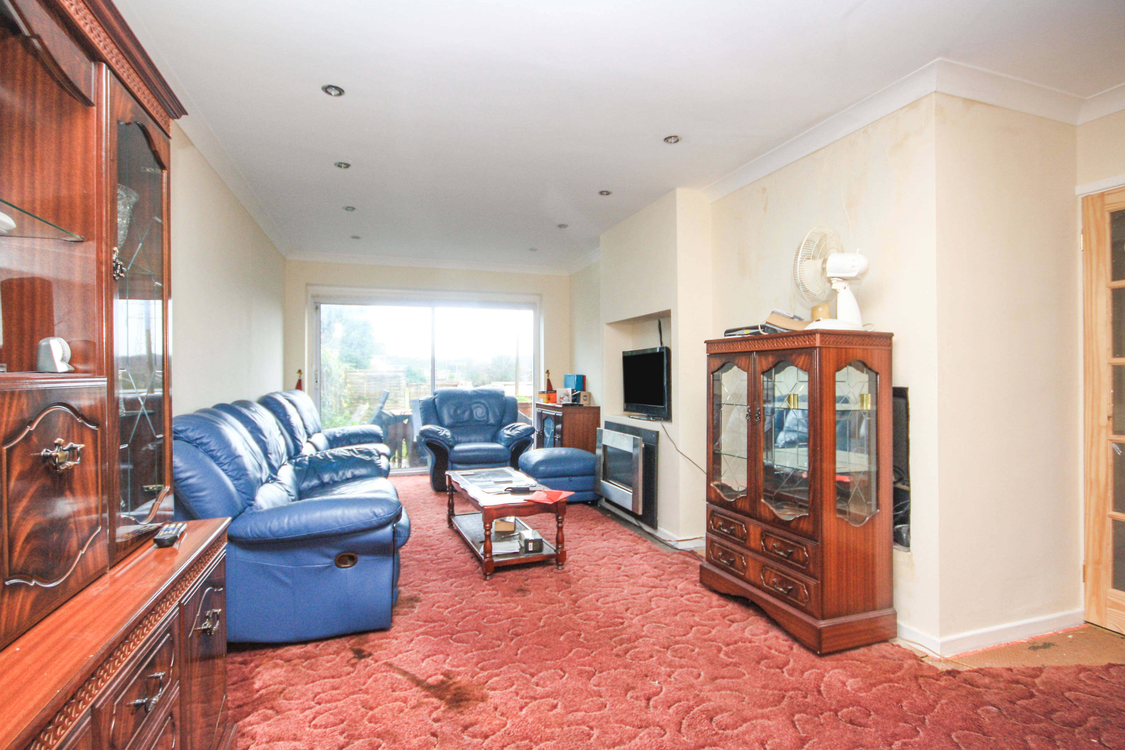 Lounge/Dining Room