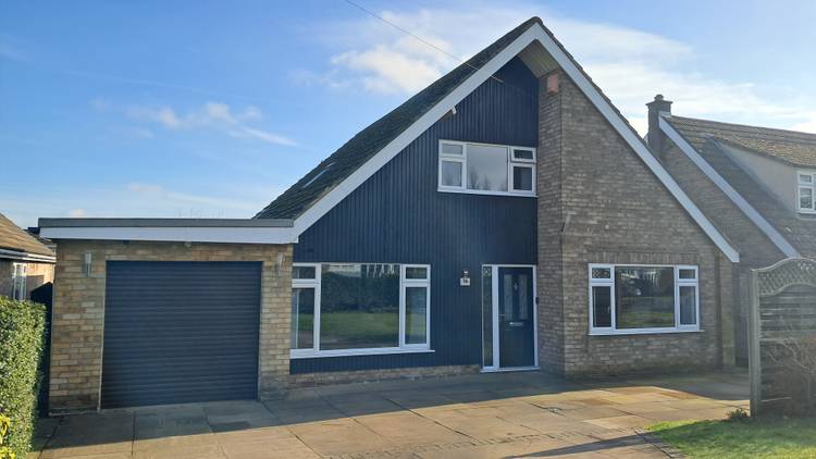 4 bedroom detached house