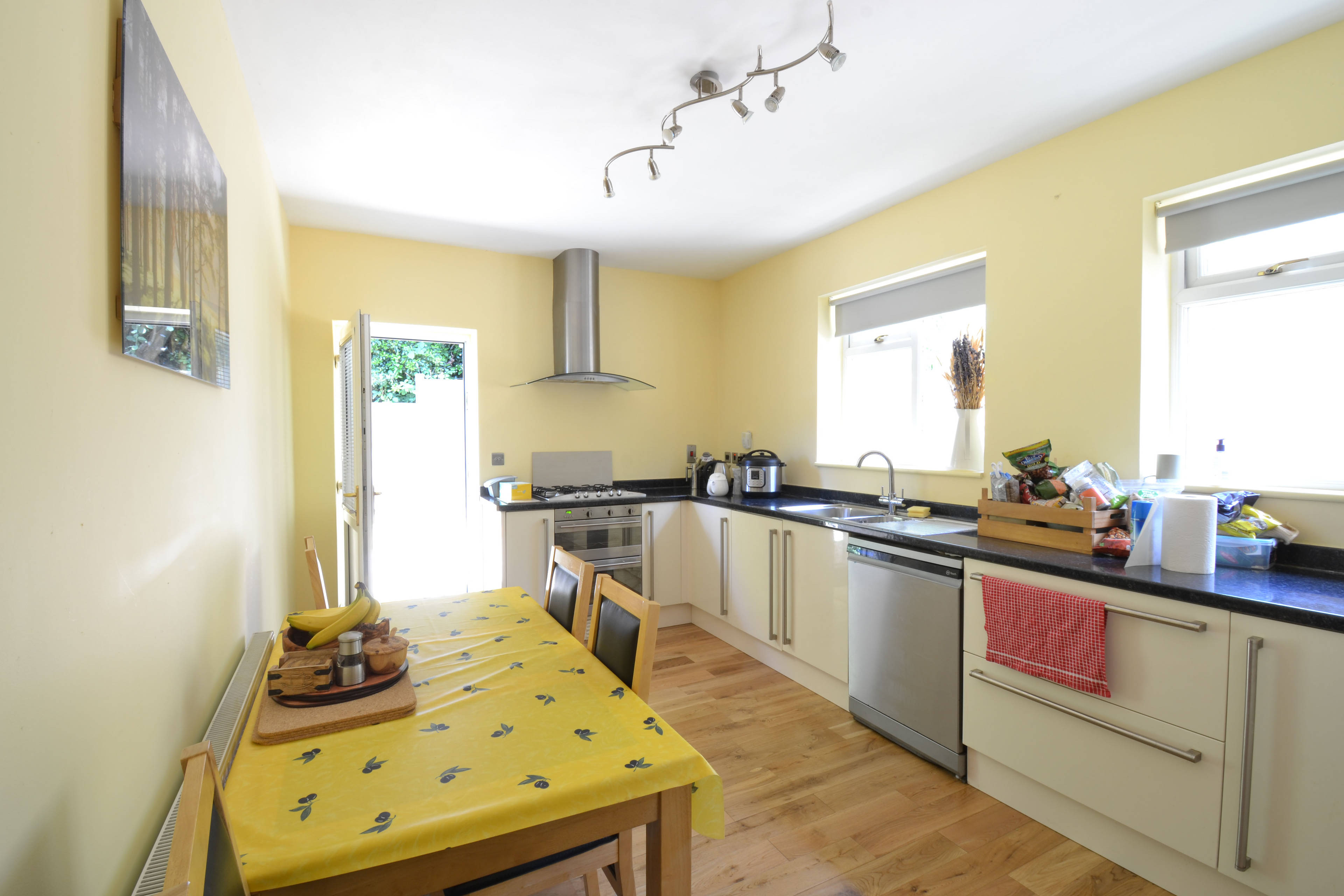 Kitchen/Breakfast