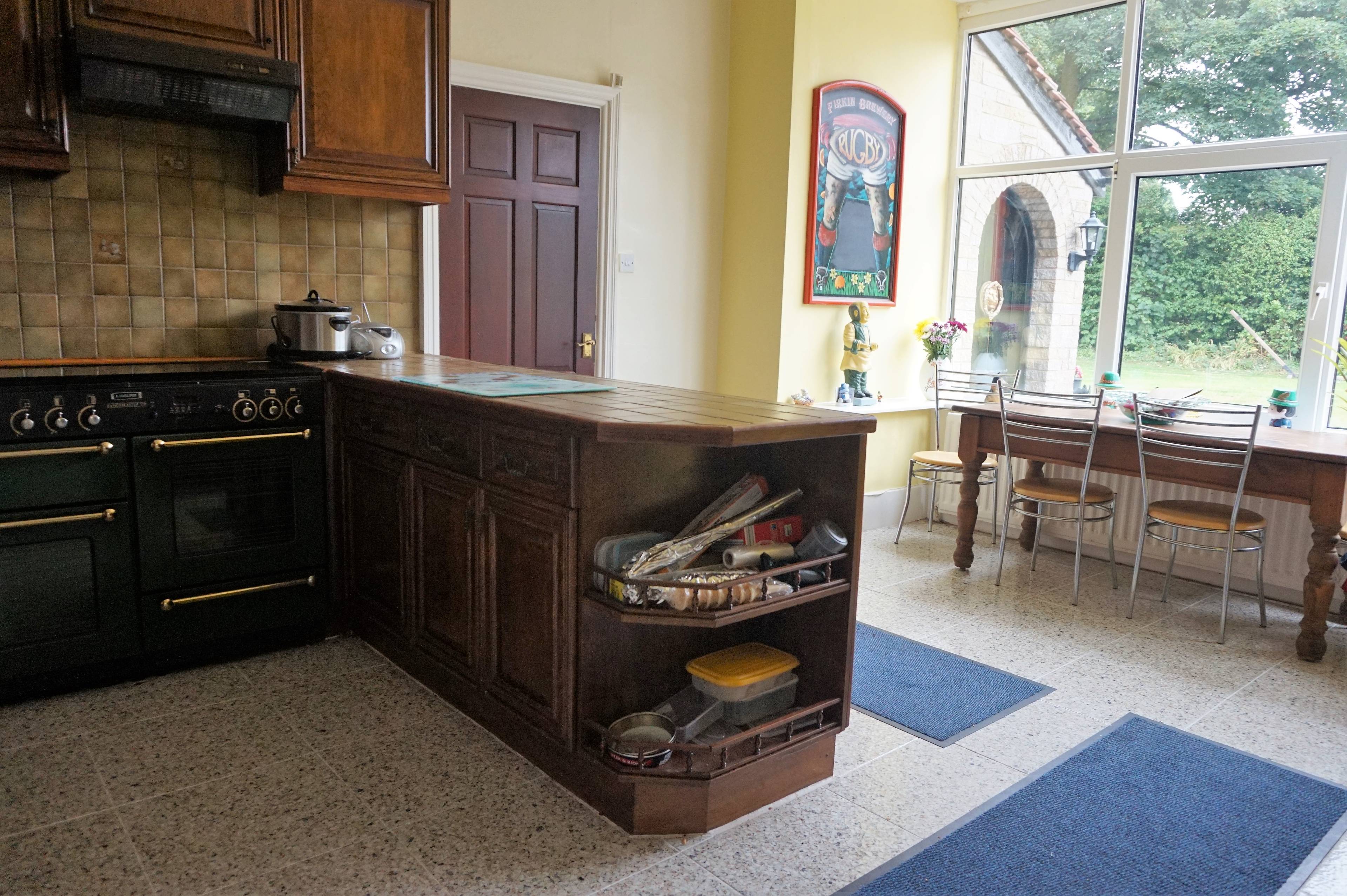 Kitchen/Breakfast