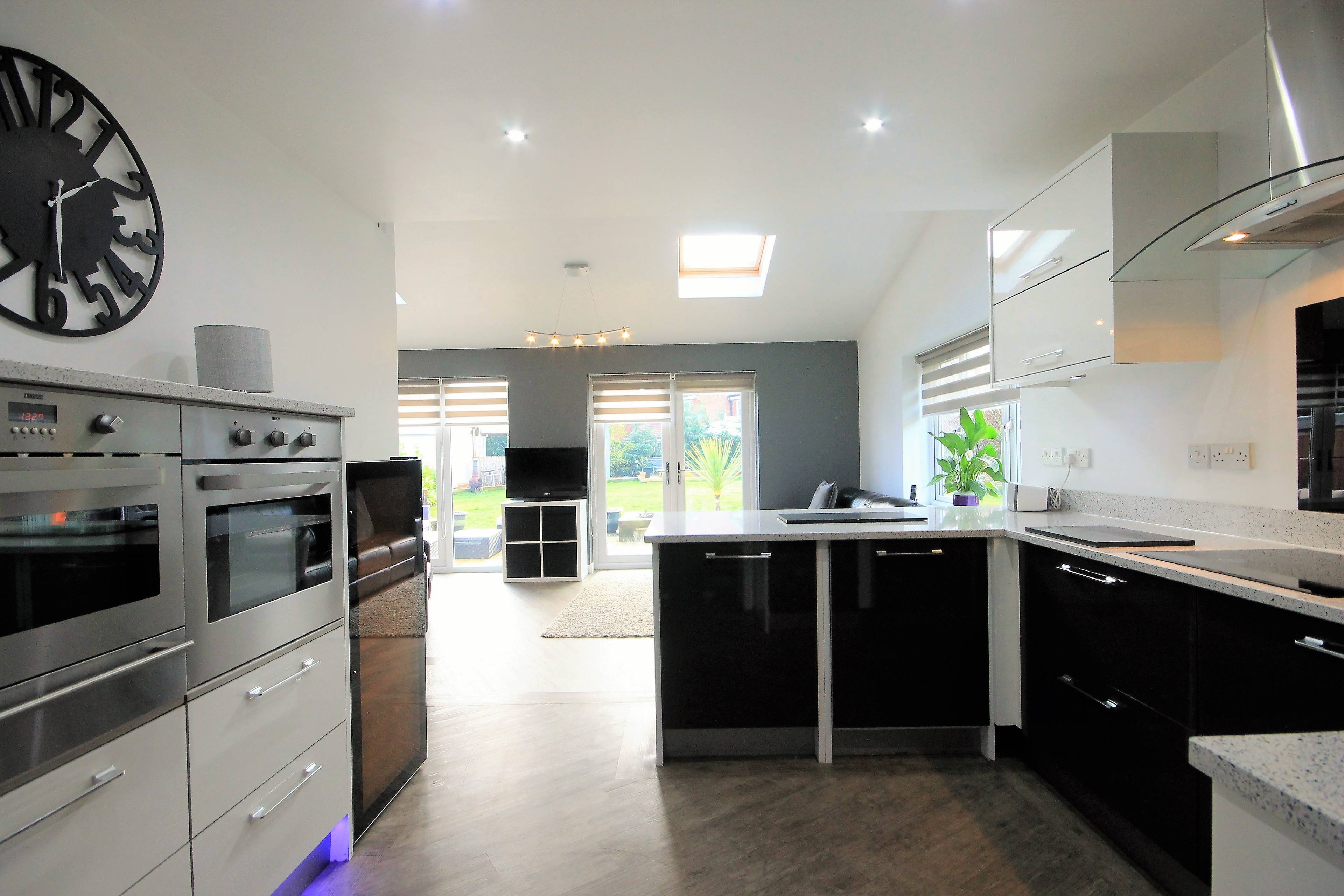 Kitchen/Family Room