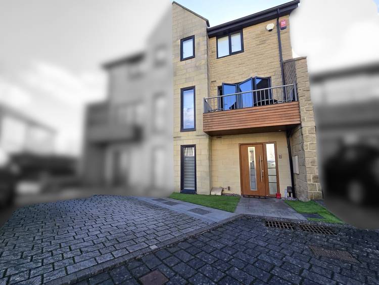 2 bedroom end of terrace house